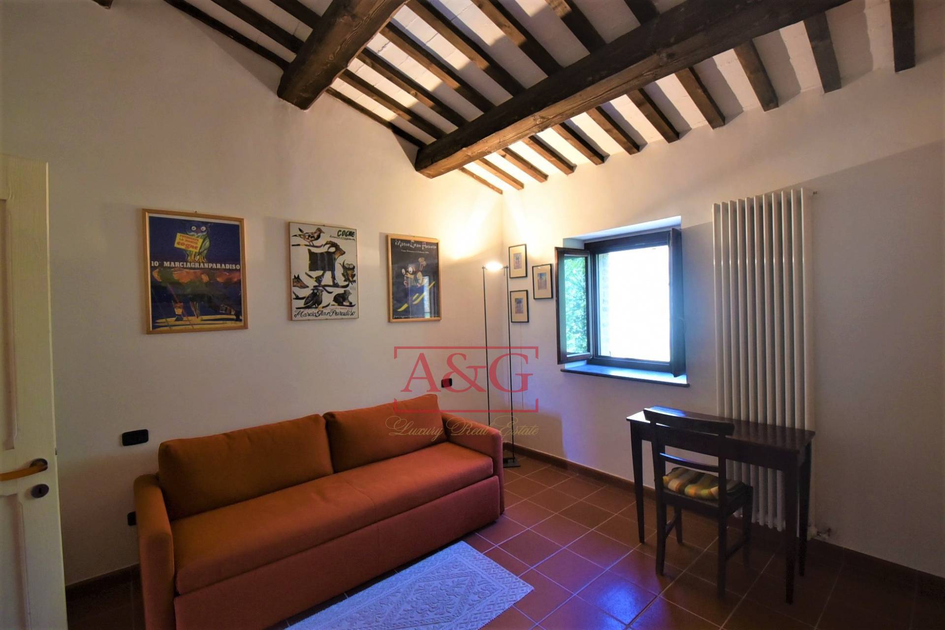 Casa cielo-terra in vendita a Sarnano, Campagna