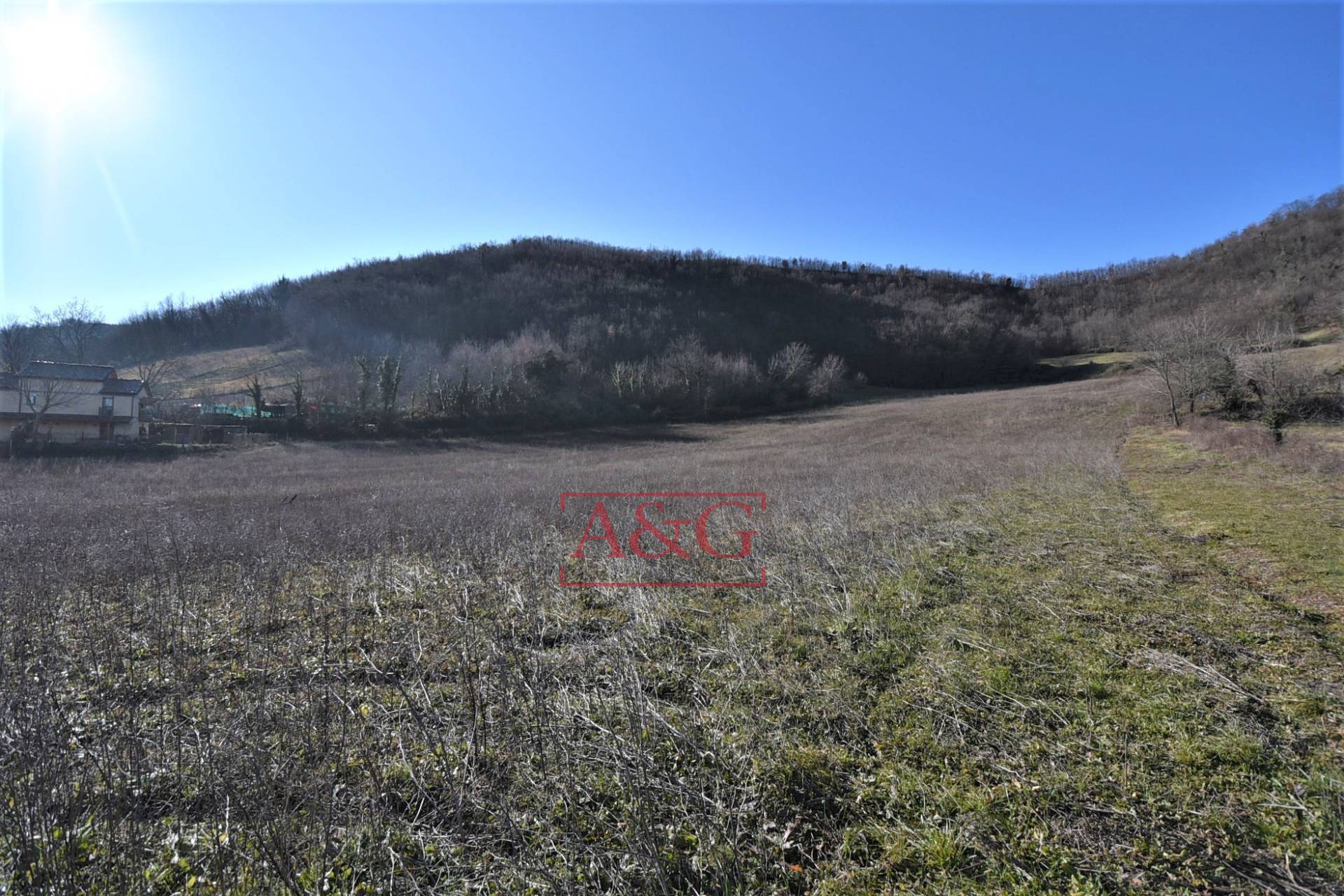 Terreno edificabile in vendita a Sarnano, Campagna