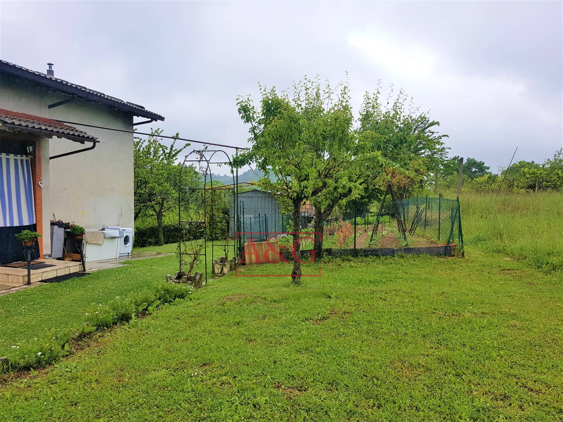 Casa singola in vendita a Comunanza, Campagna