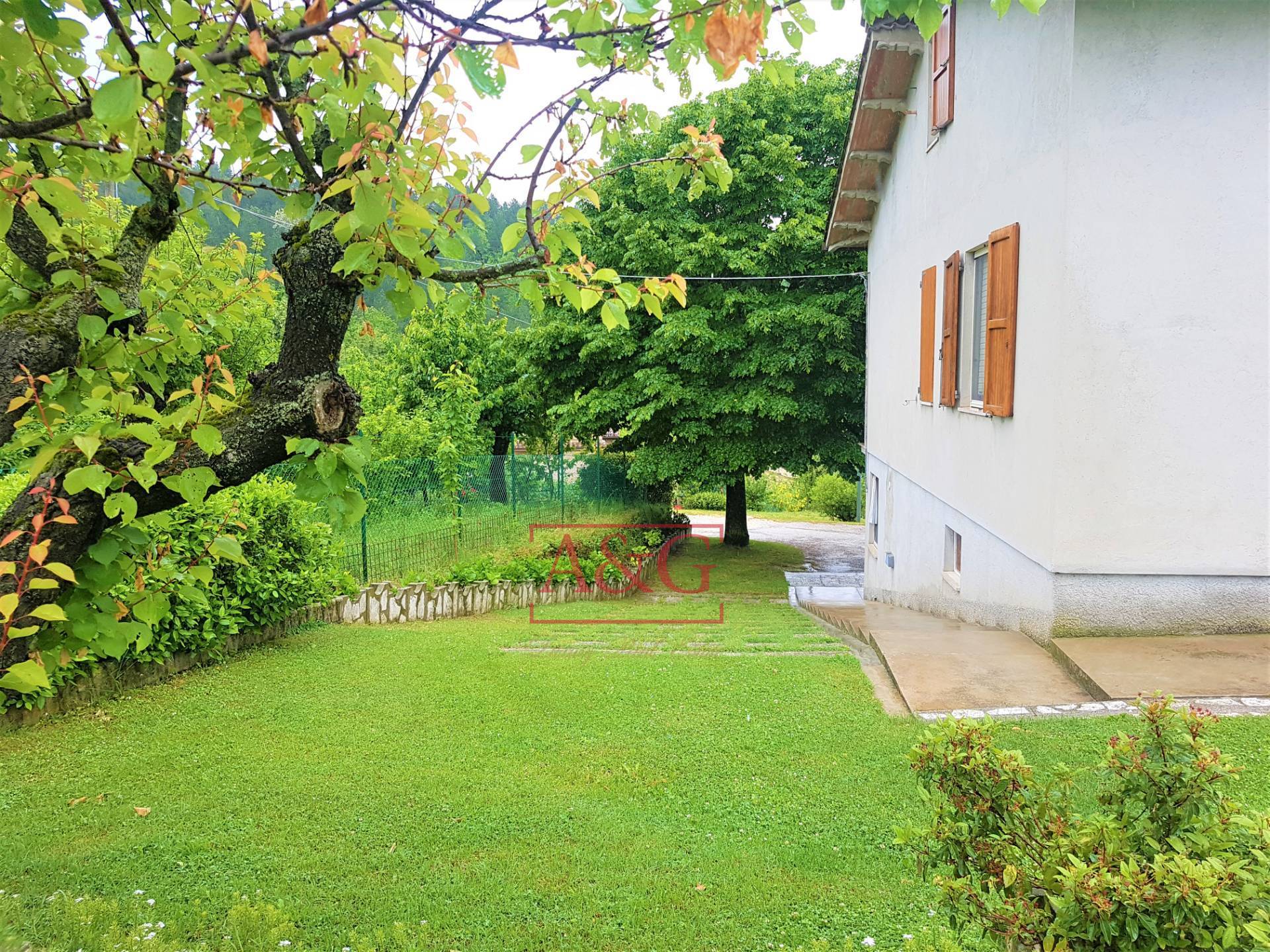 Casa singola in vendita a Comunanza, Campagna