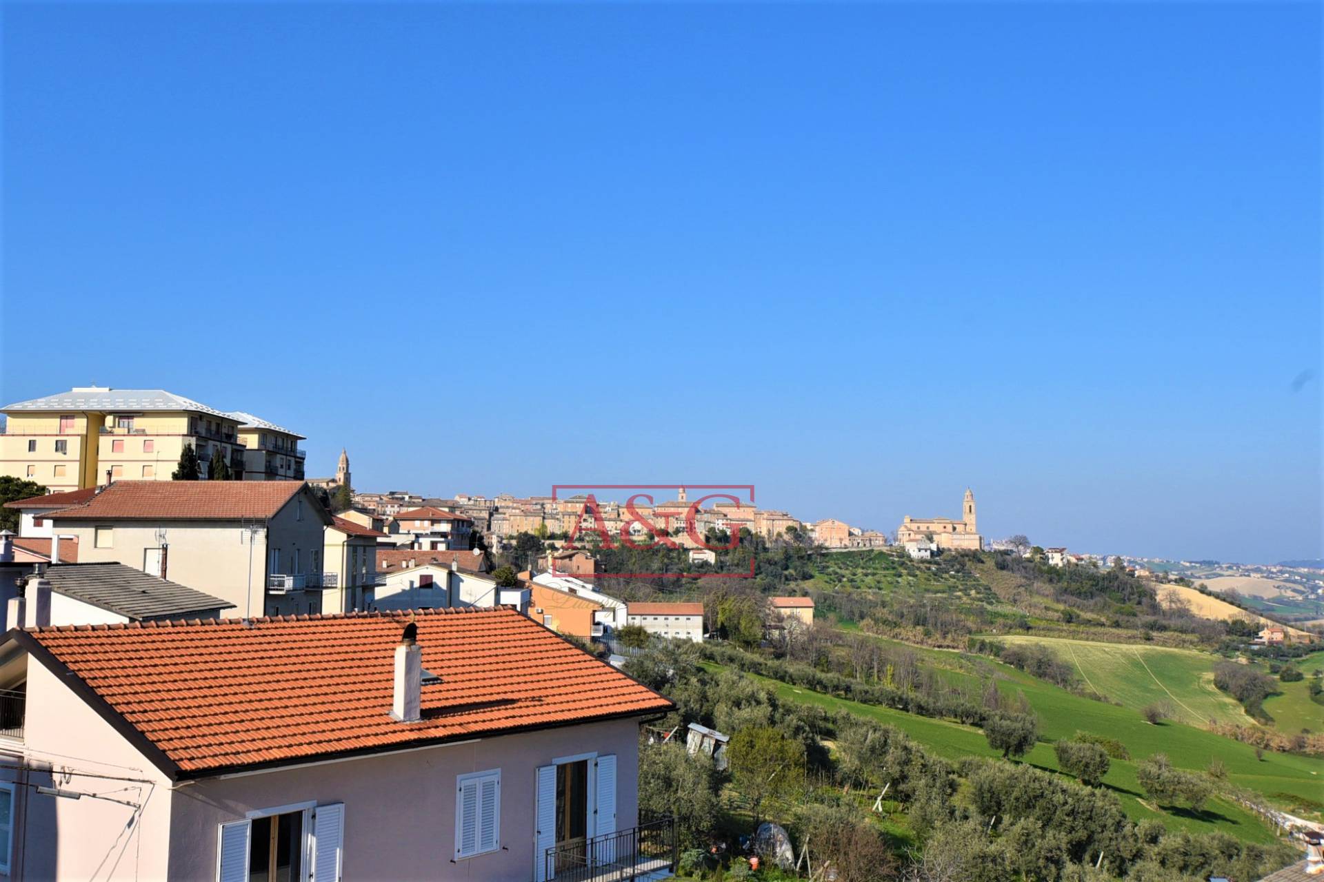 Appartamento in vendita a Monte San Pietrangeli