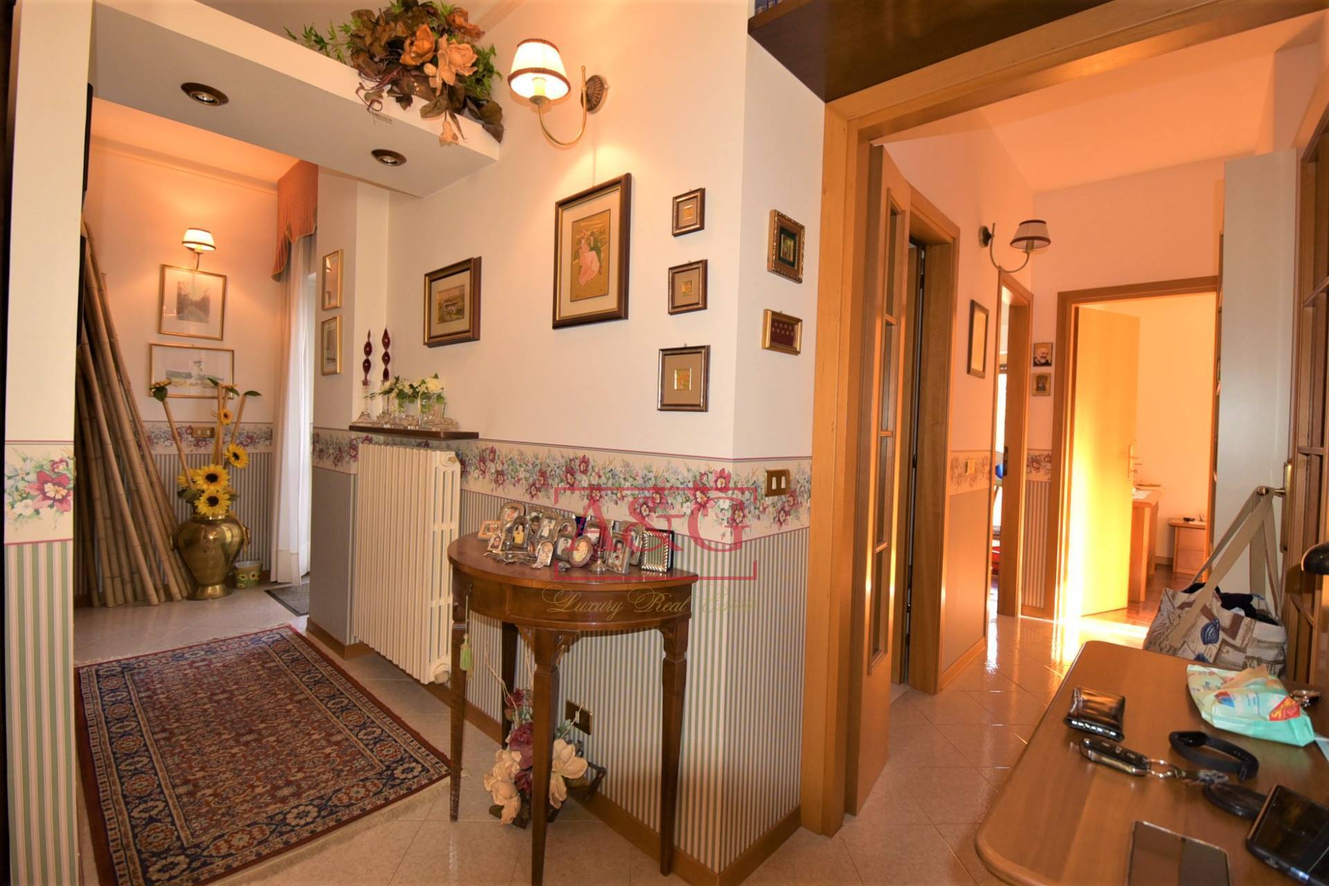 Appartamento in vendita a Montefortino, Centro