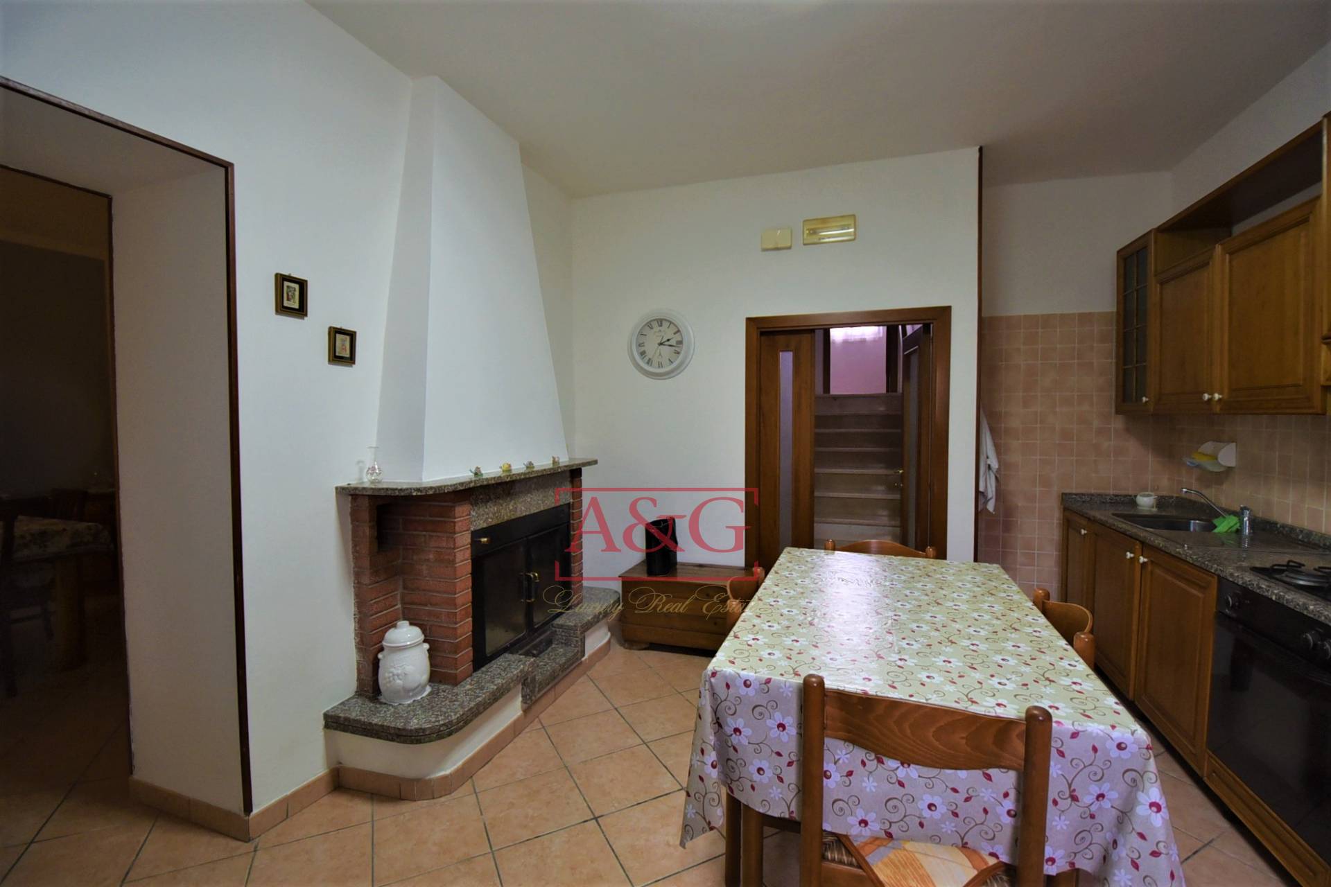 Casa cielo-terra in vendita a Gualdo, Morrone