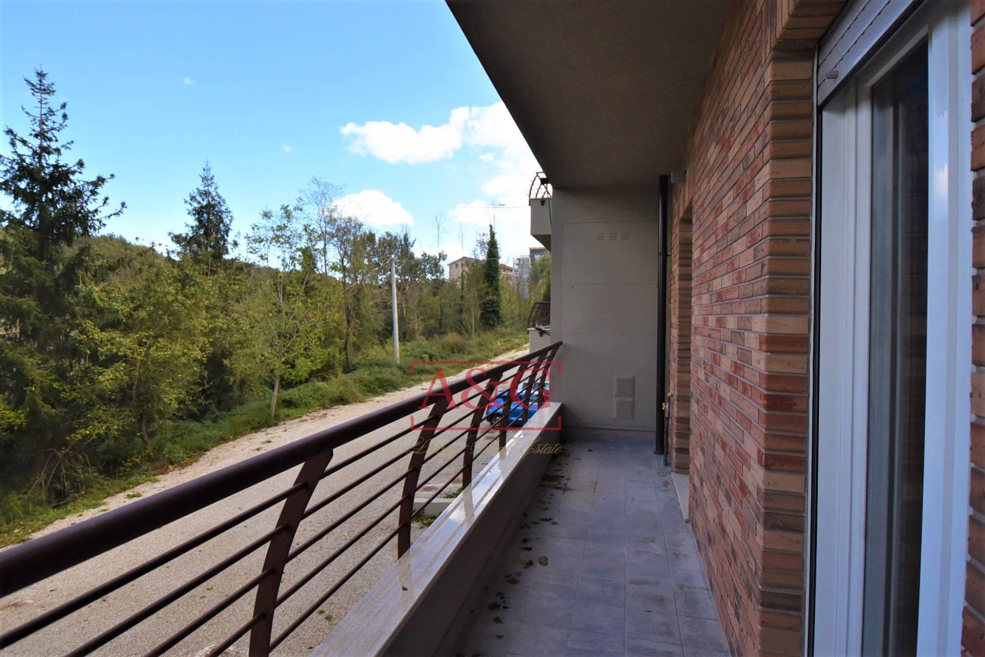 Appartamento in vendita a Montefortino, Centro