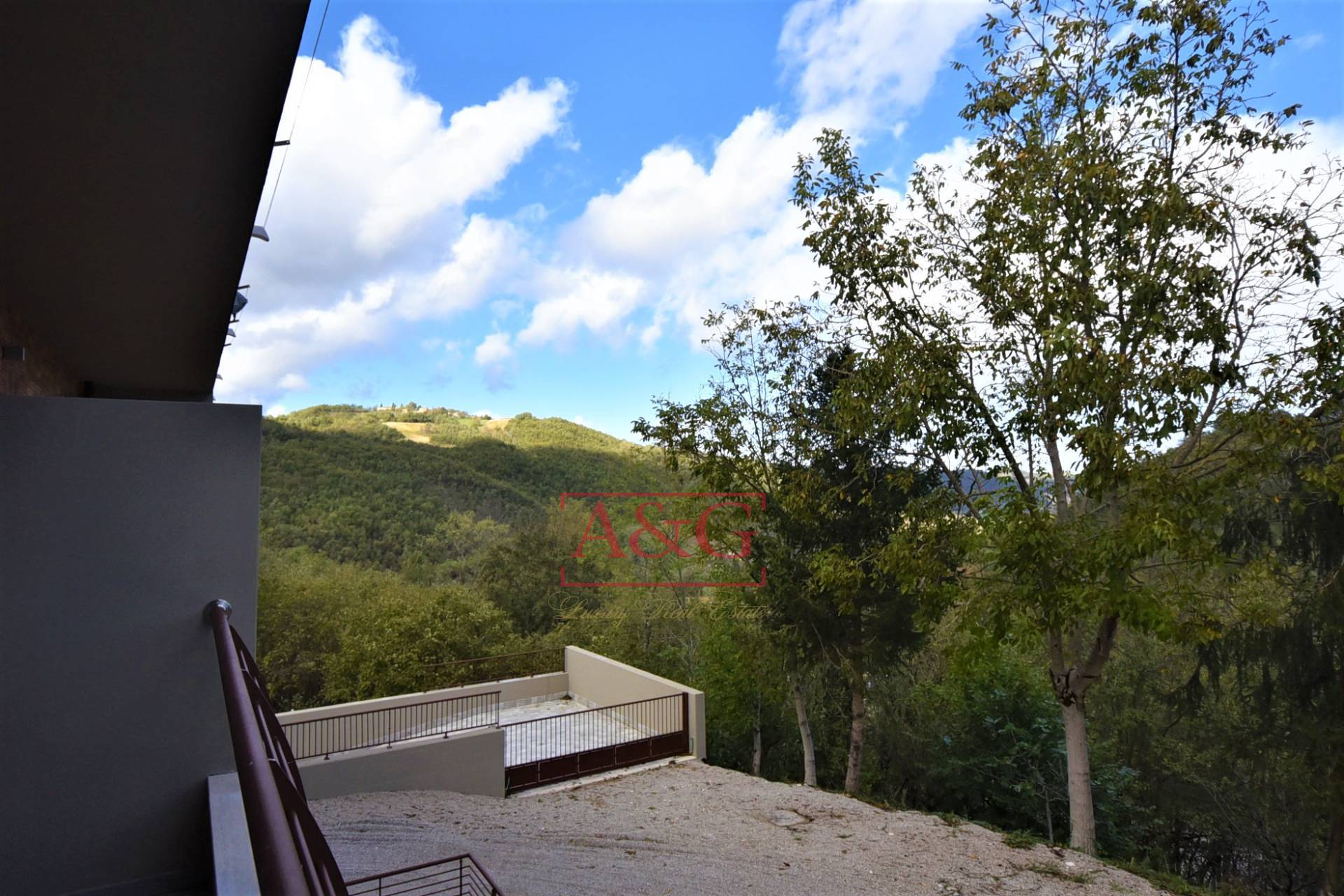 Appartamento in vendita a Montefortino, Centro