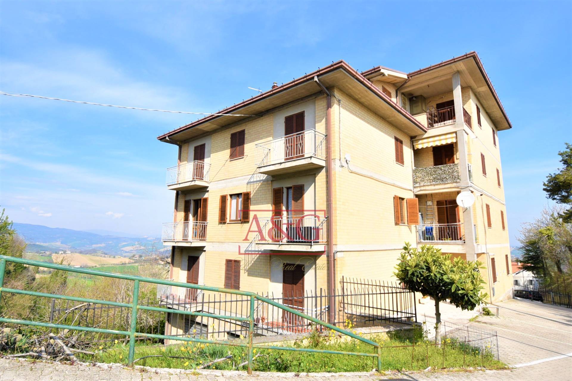 Appartamento in vendita a Montedinove, Centro