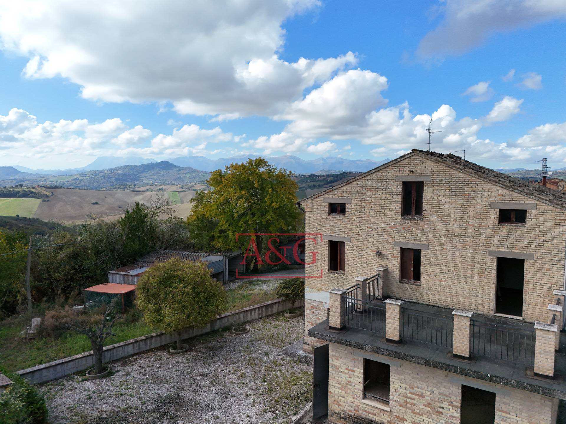 Casa singola in vendita a Falerone, Campagna