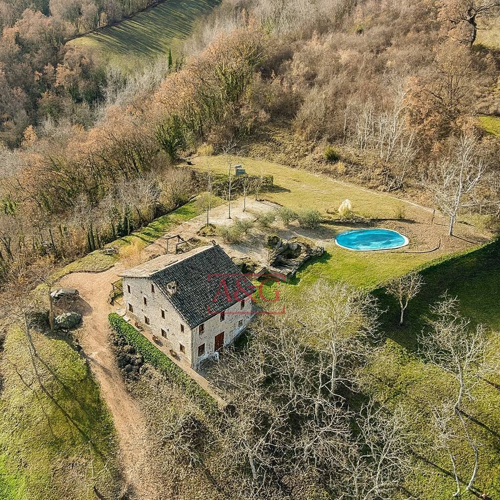 Casale in vendita a Amandola, Campagna