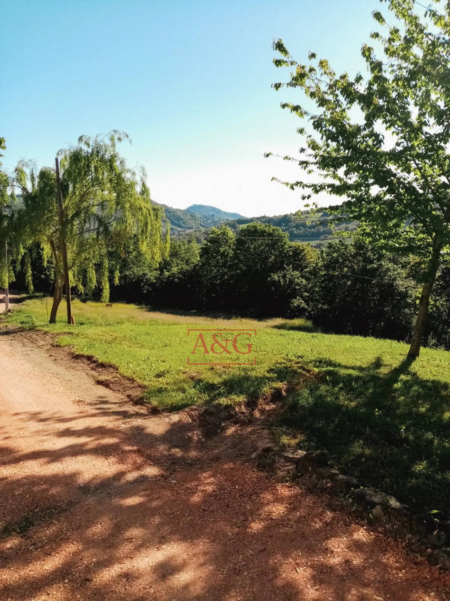 Casale in vendita a Amandola, Campagna