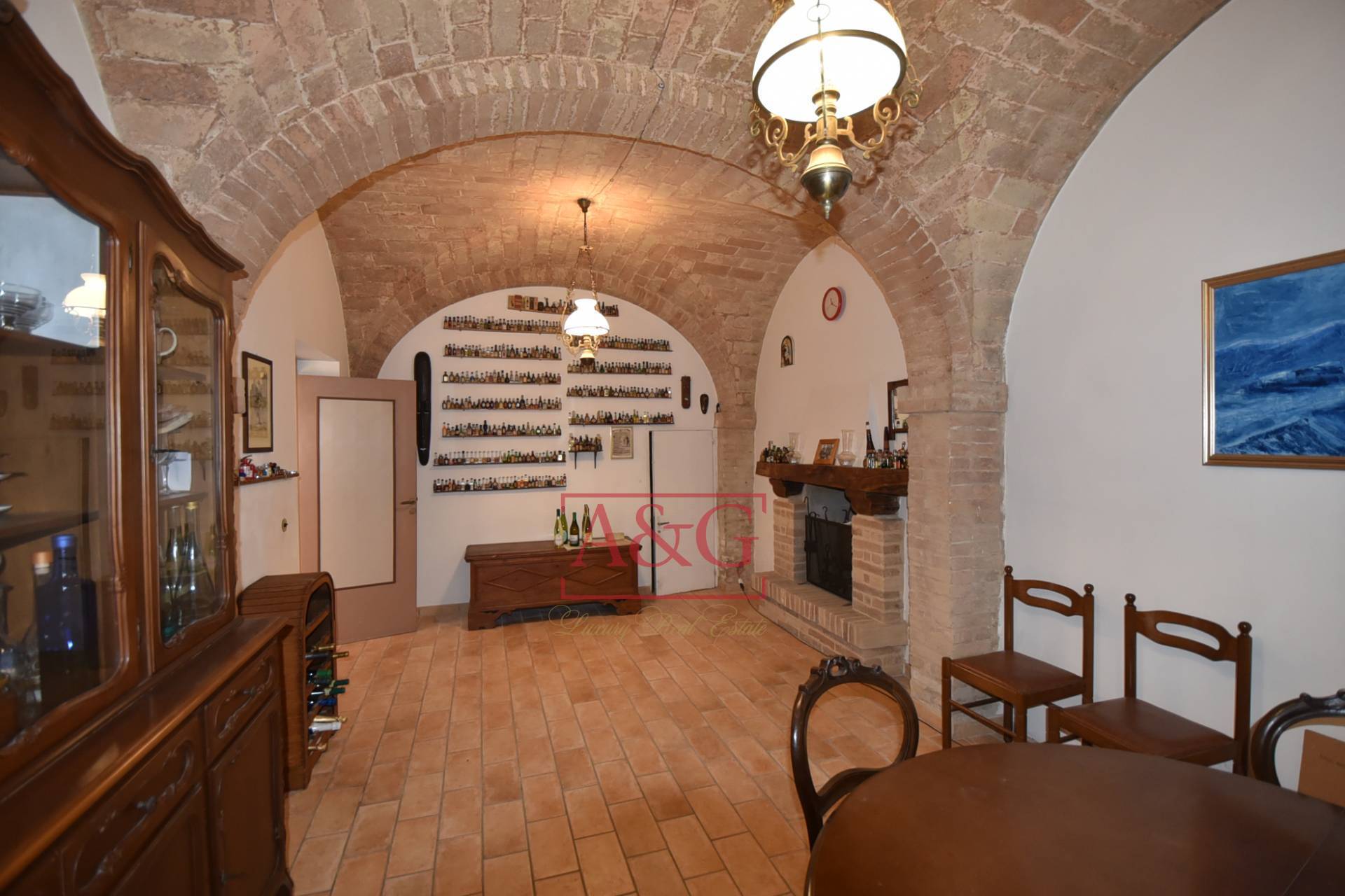 Casa cielo-terra in vendita a Carassai, Centro Storico