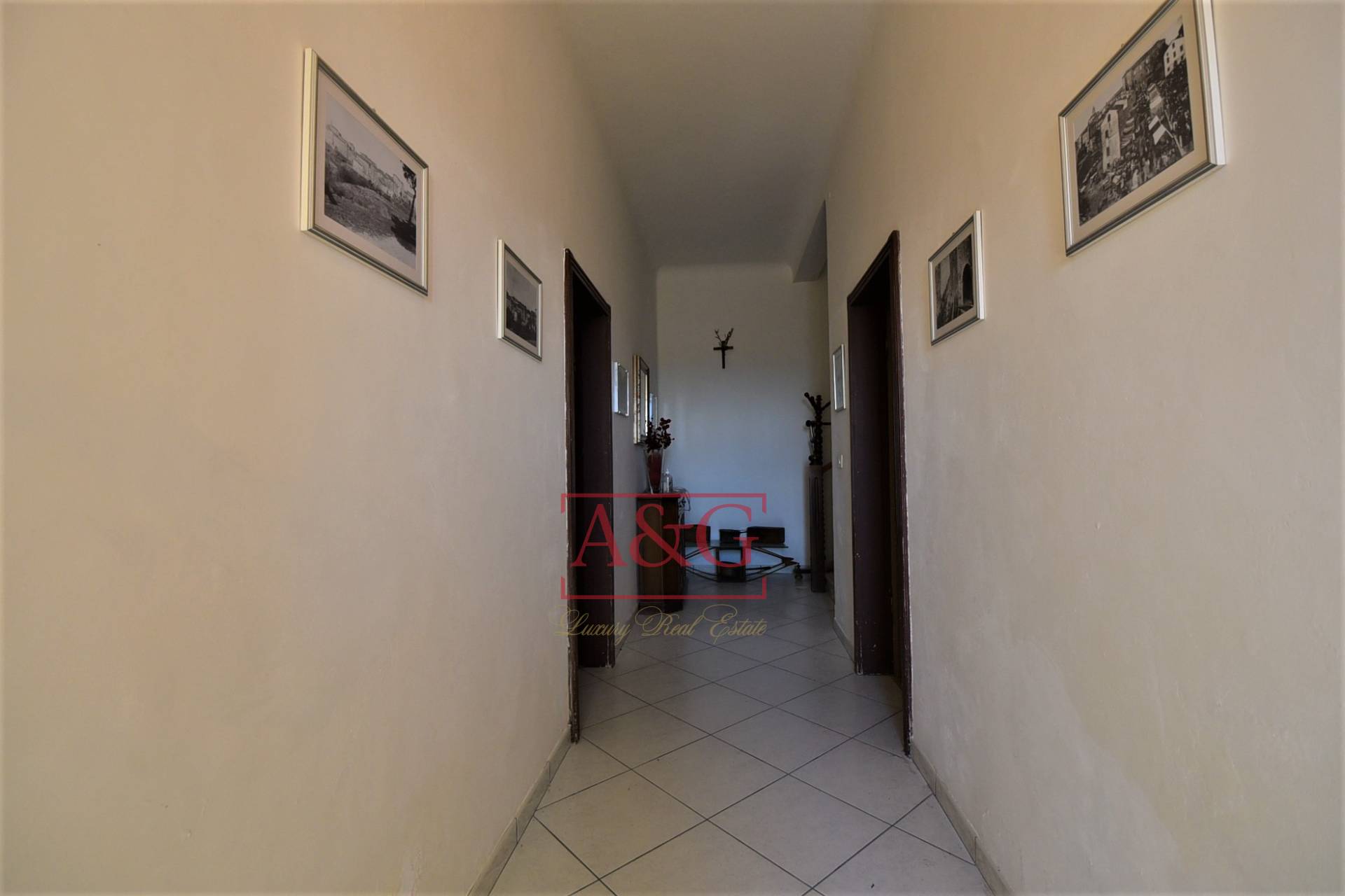 Casa cielo-terra in vendita a Carassai, Centro Storico