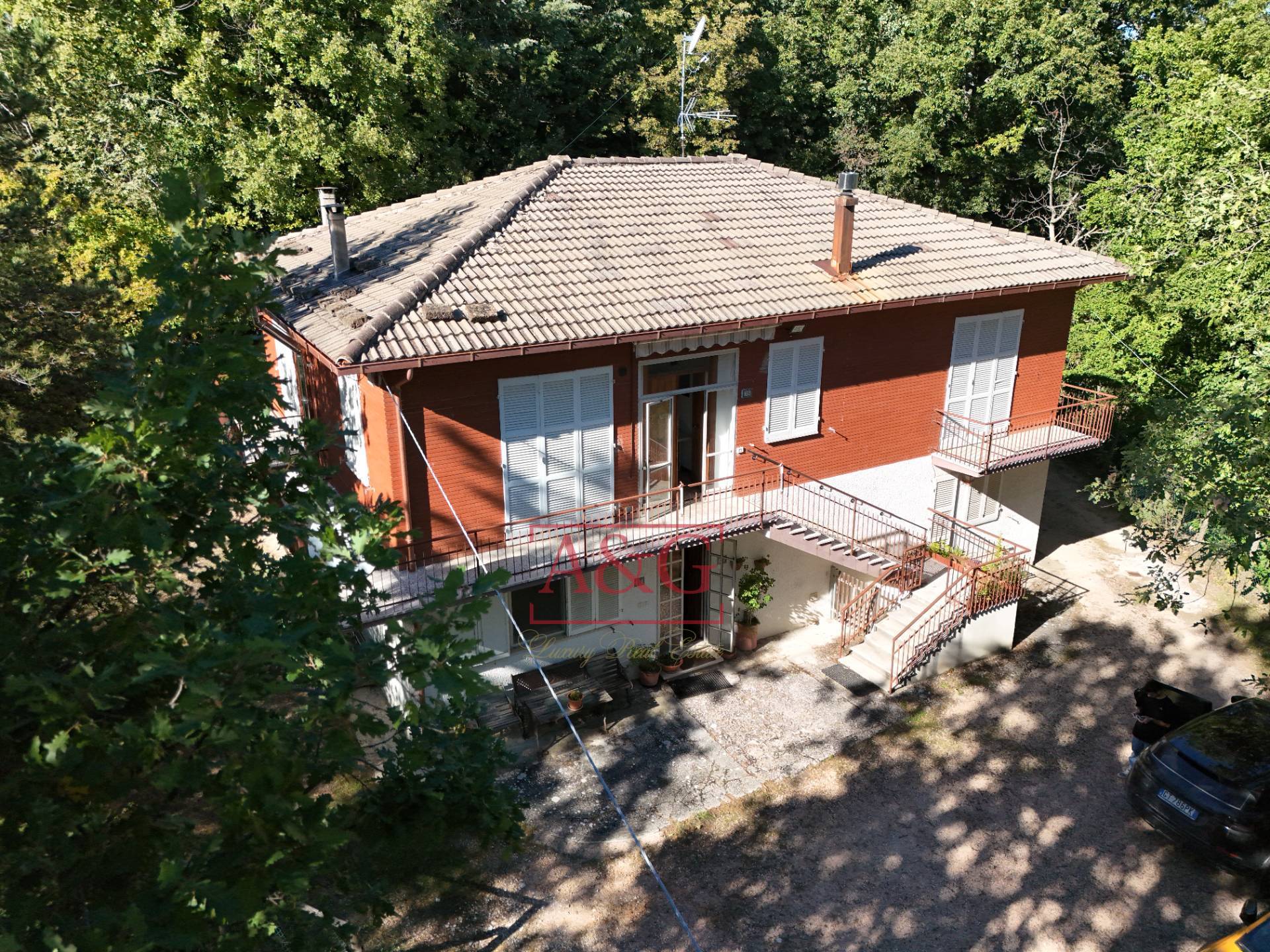 Villa in vendita a Amandola, Collina