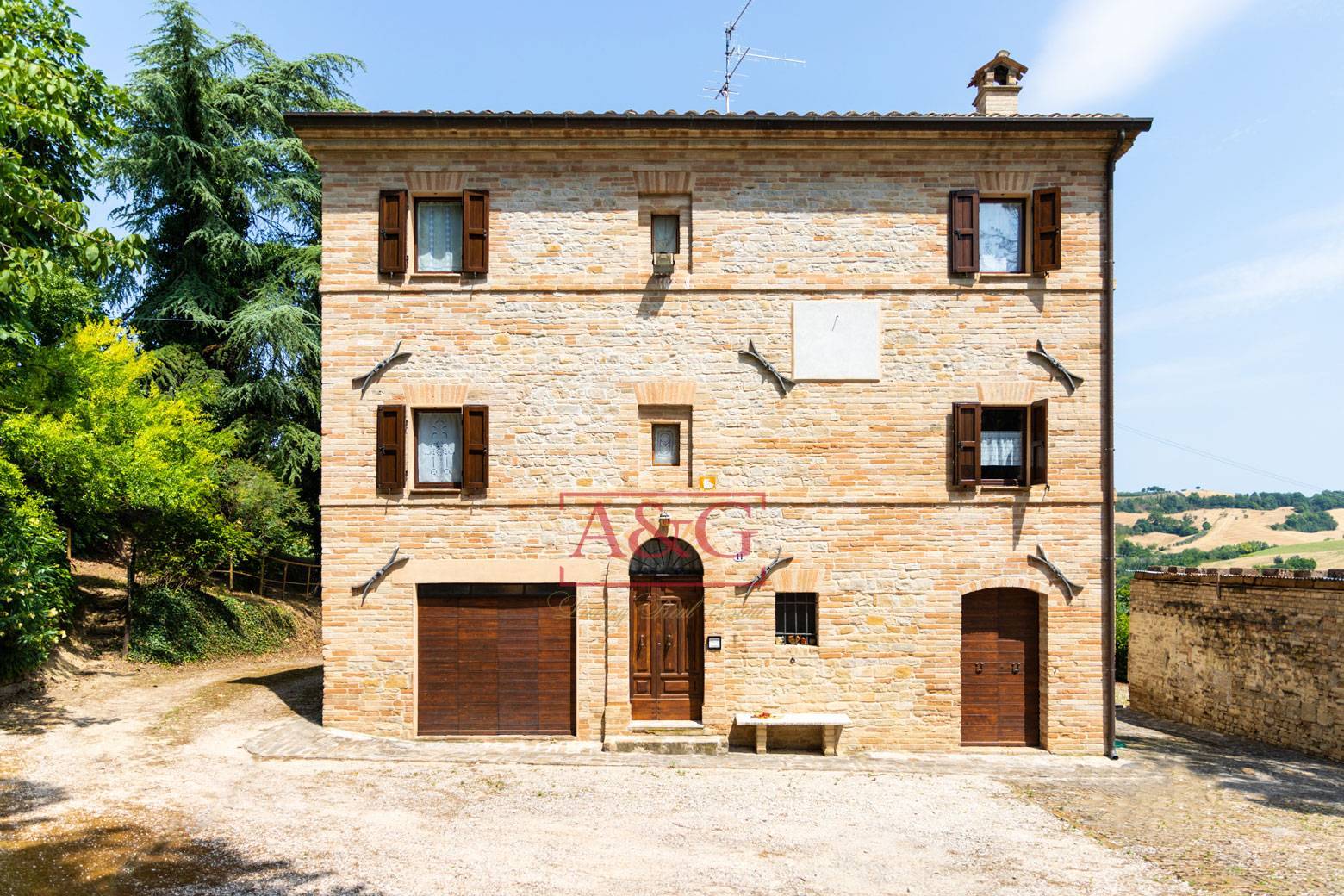 Casale in vendita a Belmonte Piceno, Campagna