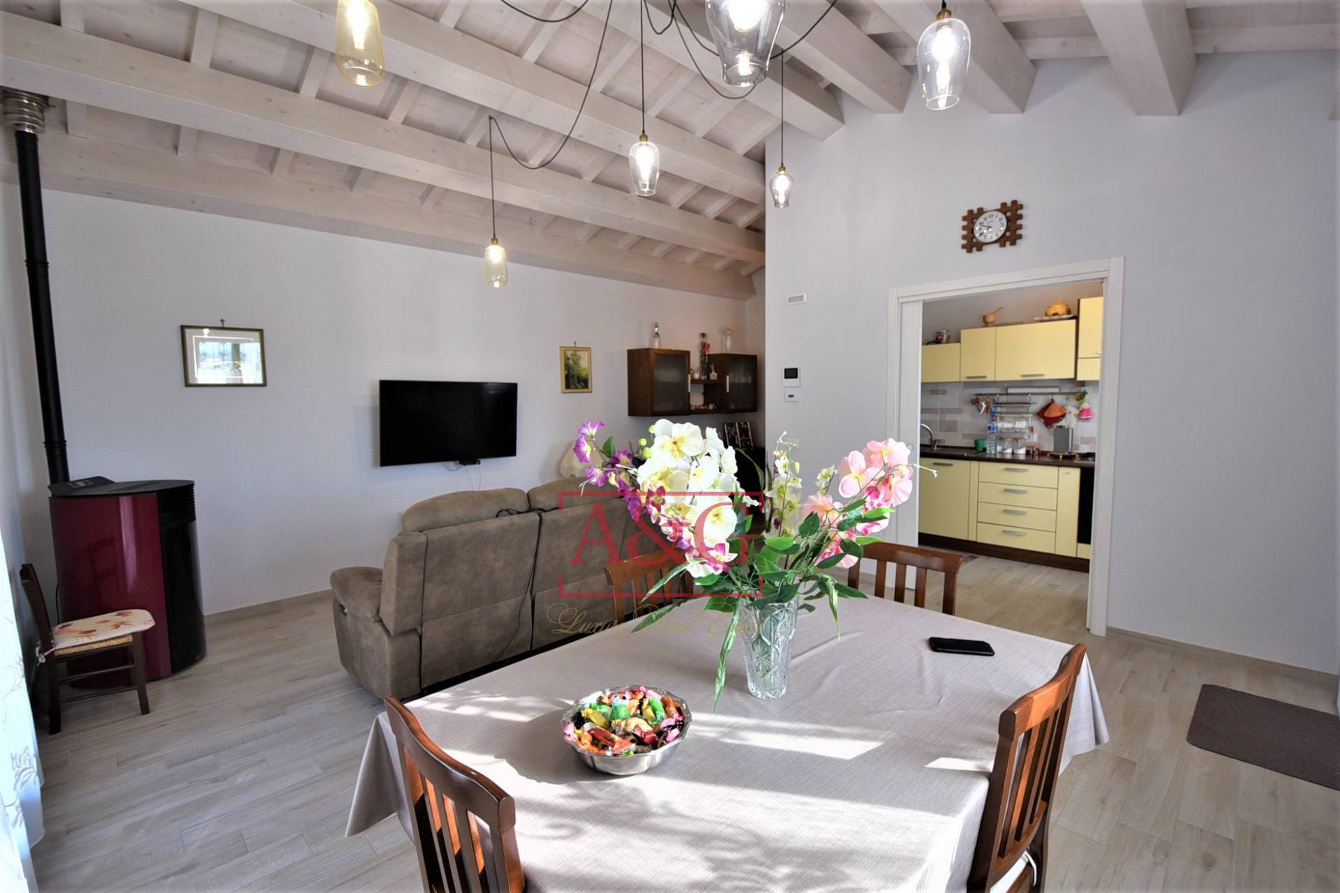 Casale in vendita a San Ginesio