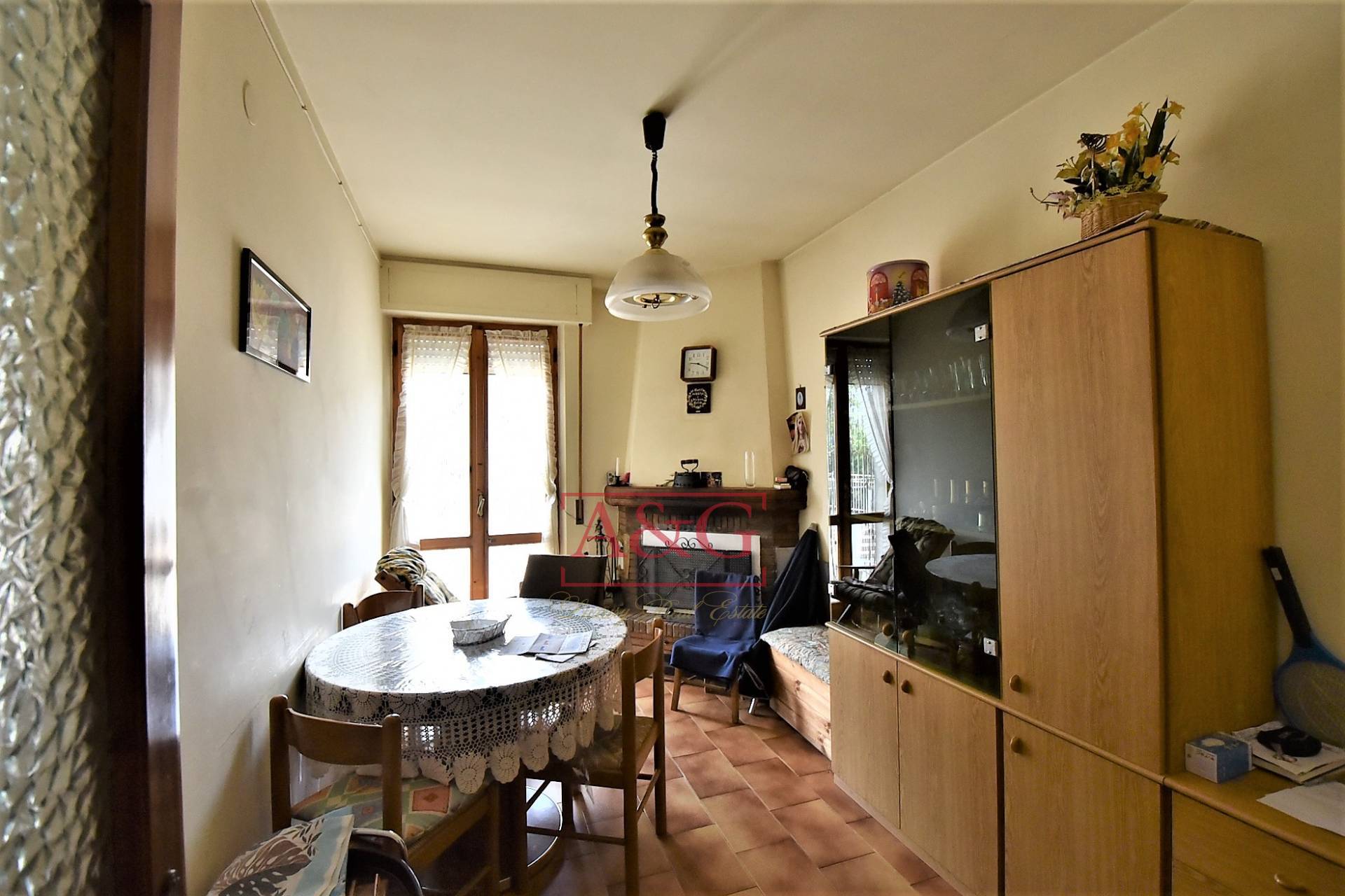 Casa singola in vendita a Amandola, Periferia