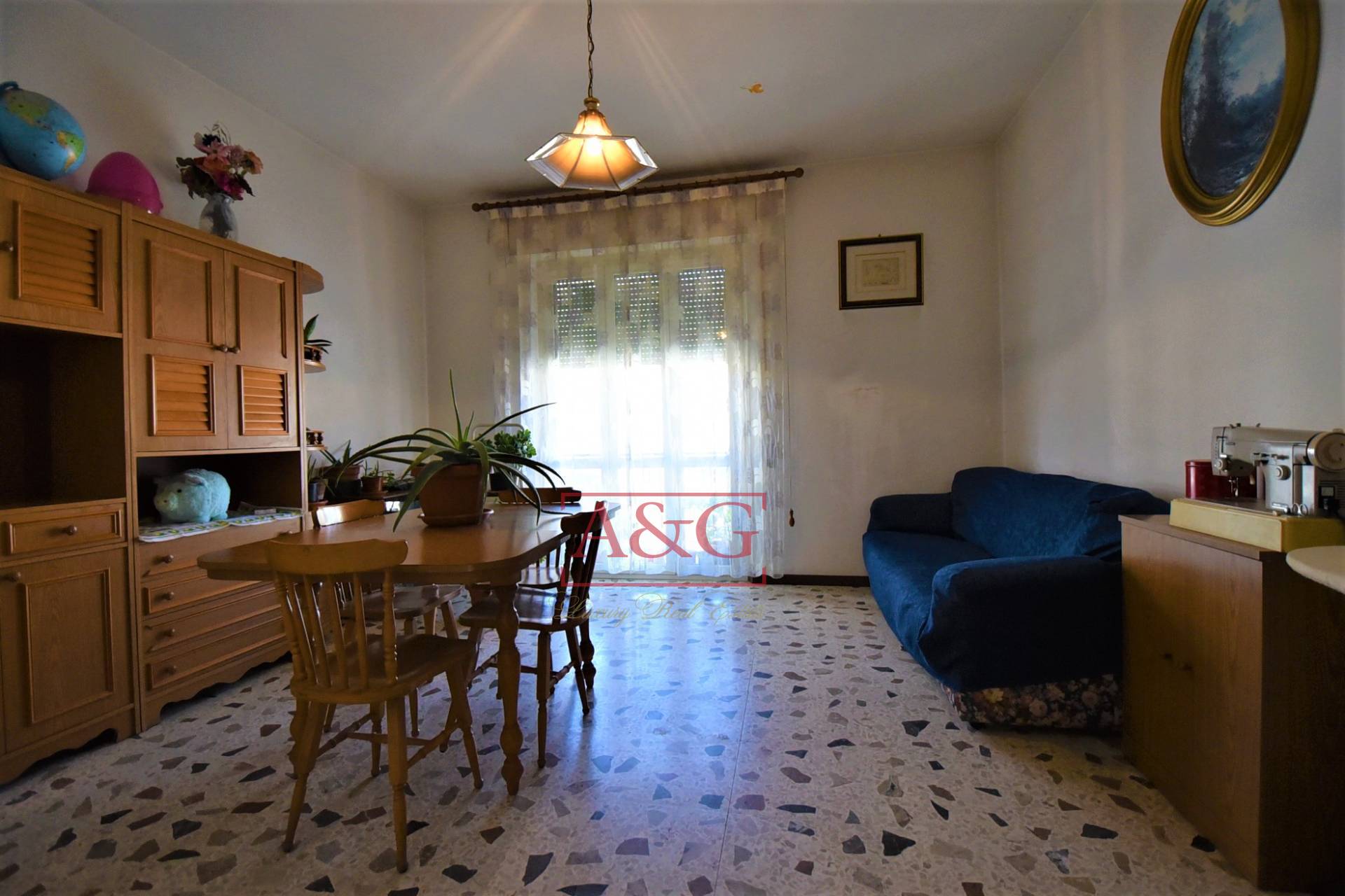 Appartamento in vendita a Comunanza, Centro