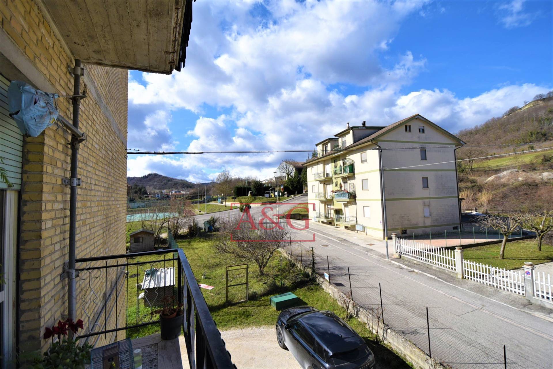 Appartamento in vendita a Comunanza, Centro