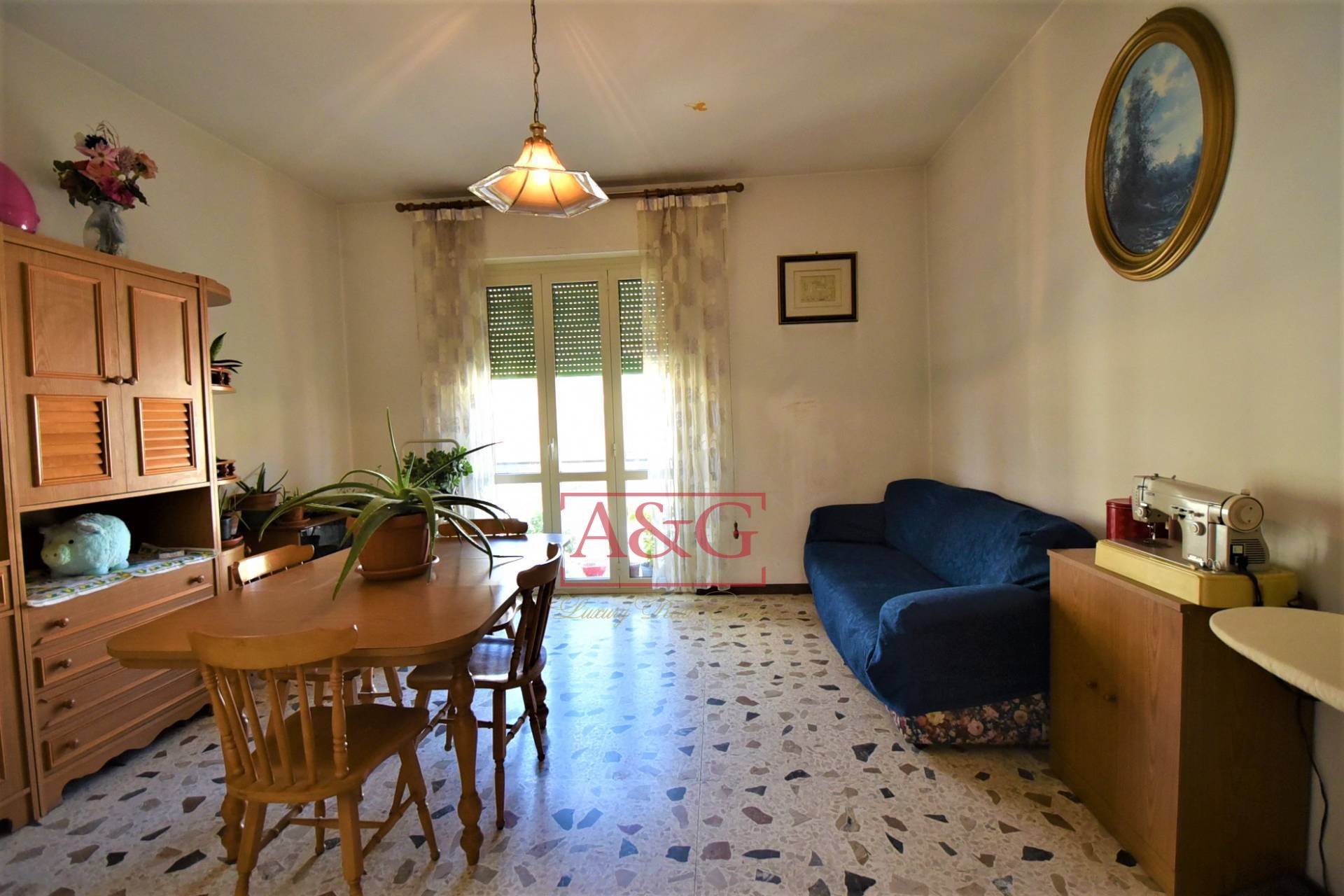 Appartamento in vendita a Comunanza, Centro