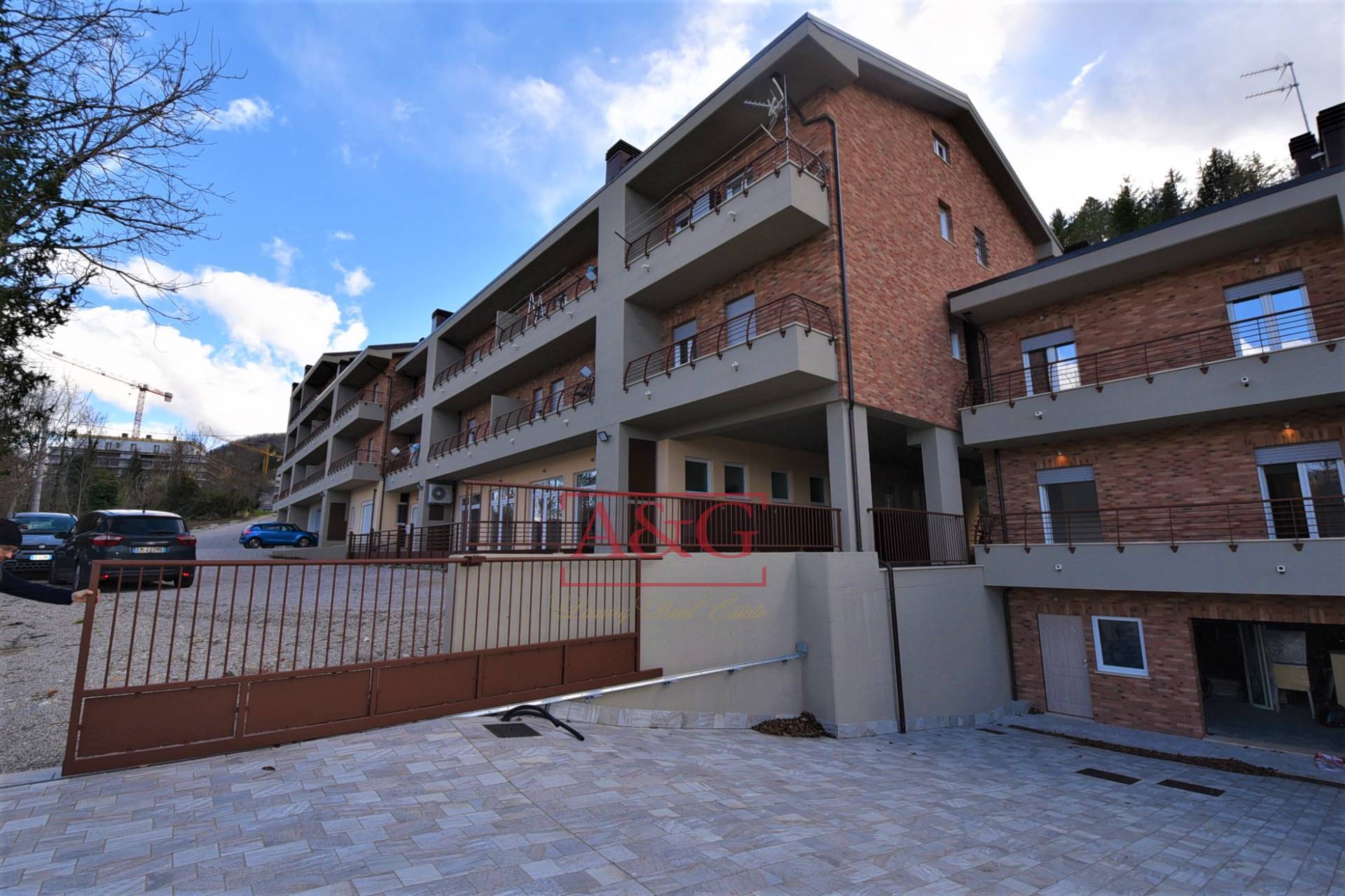 Villette a schiera in vendita a Montefortino, Centro