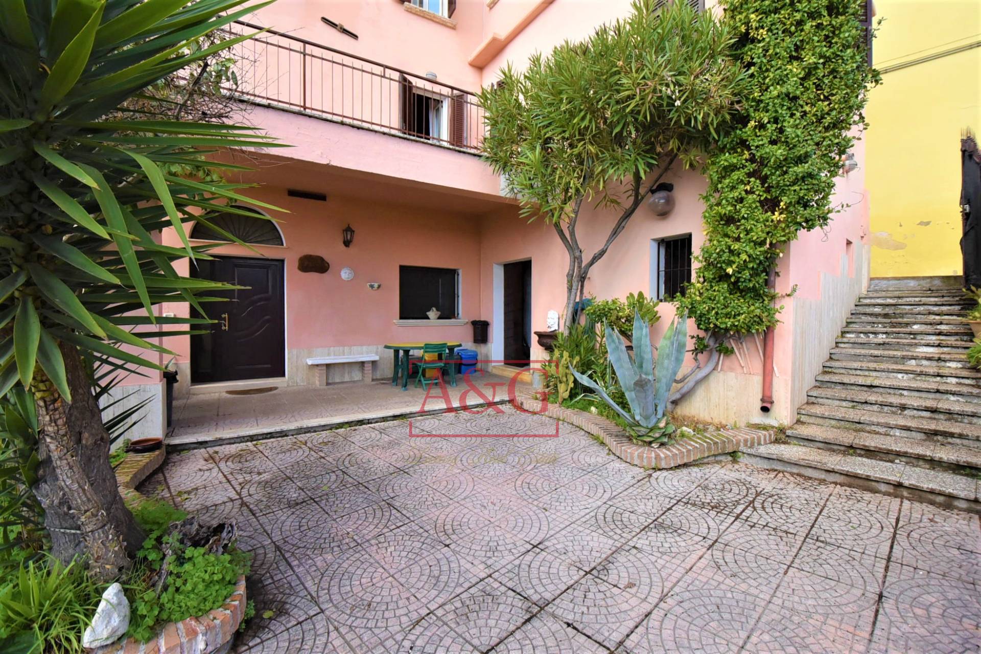 Villetta bifamiliare in vendita a Colli del Tronto