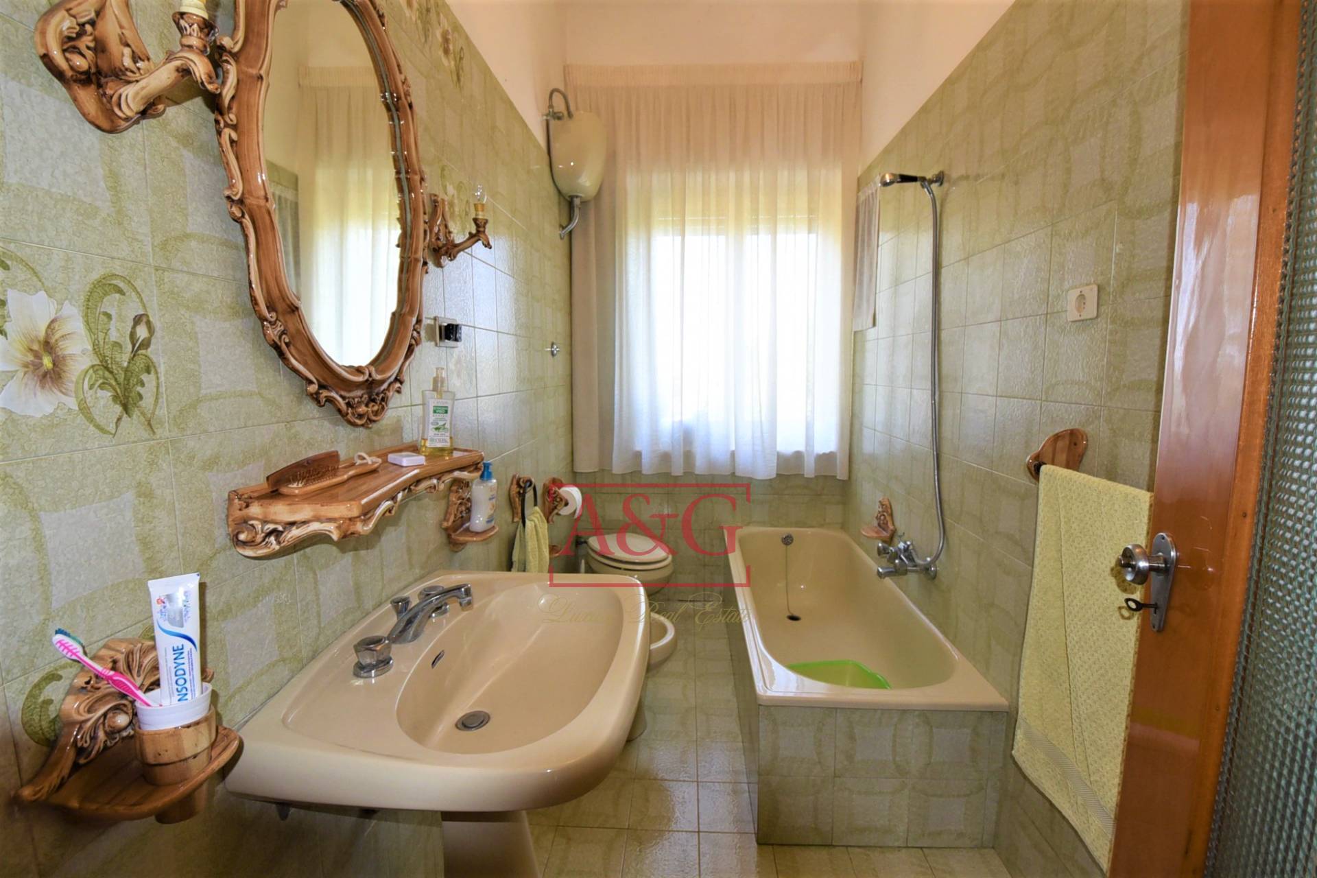 Villetta bifamiliare in vendita a Montegiorgio, Campagna