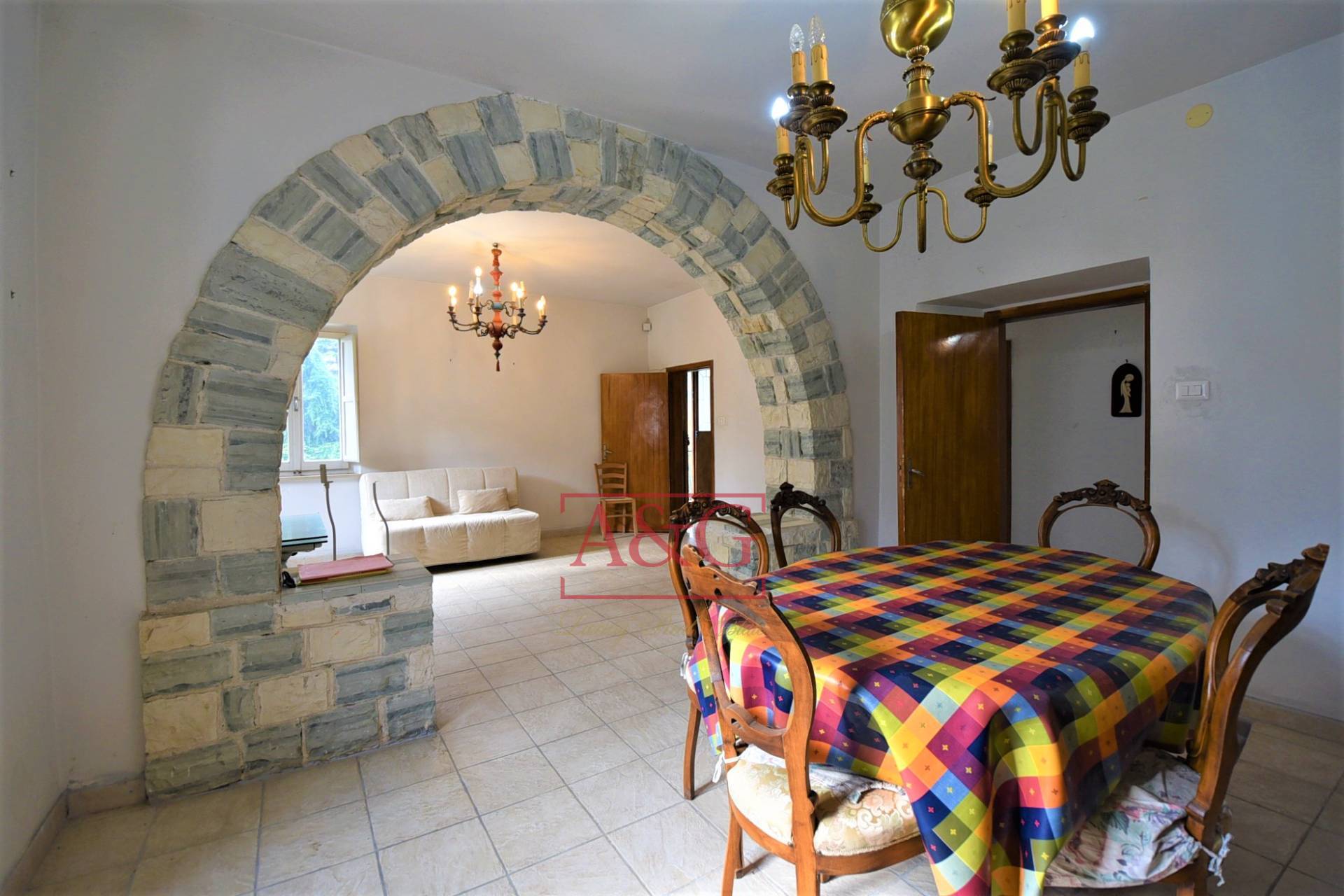 Appartamento in vendita a Smerillo