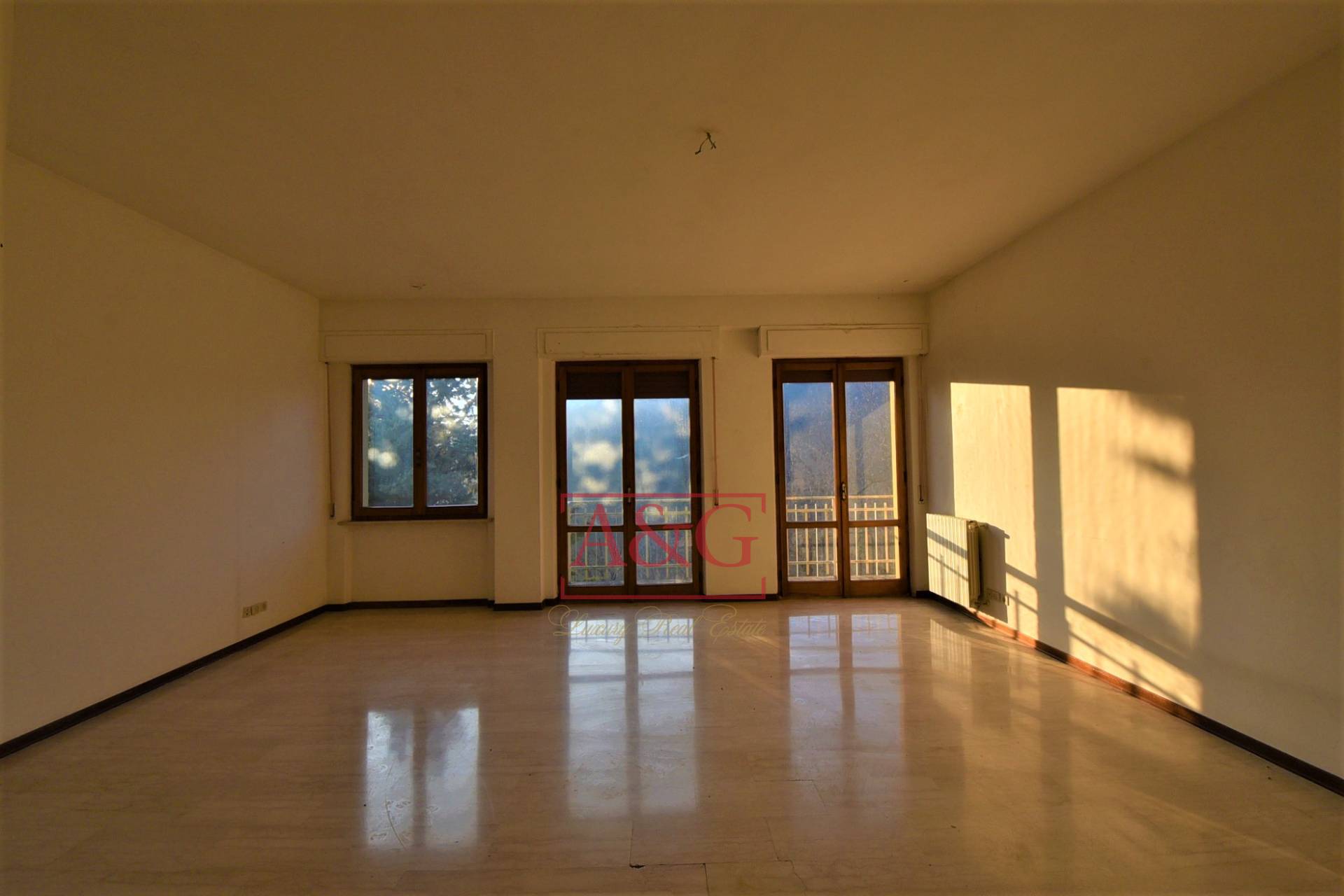 Appartamento in vendita a Amandola, Periferia