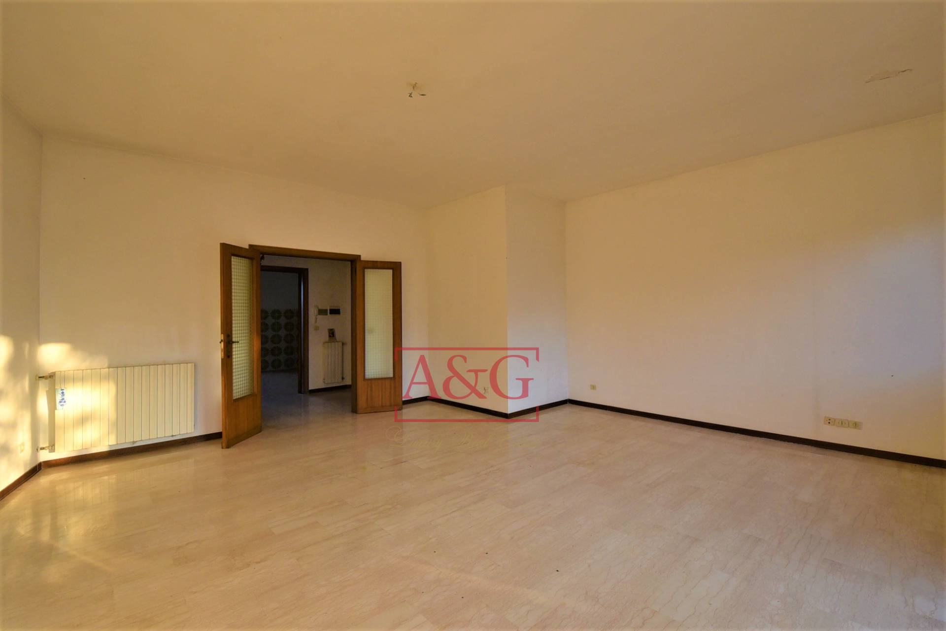 Appartamento in vendita a Amandola, Periferia