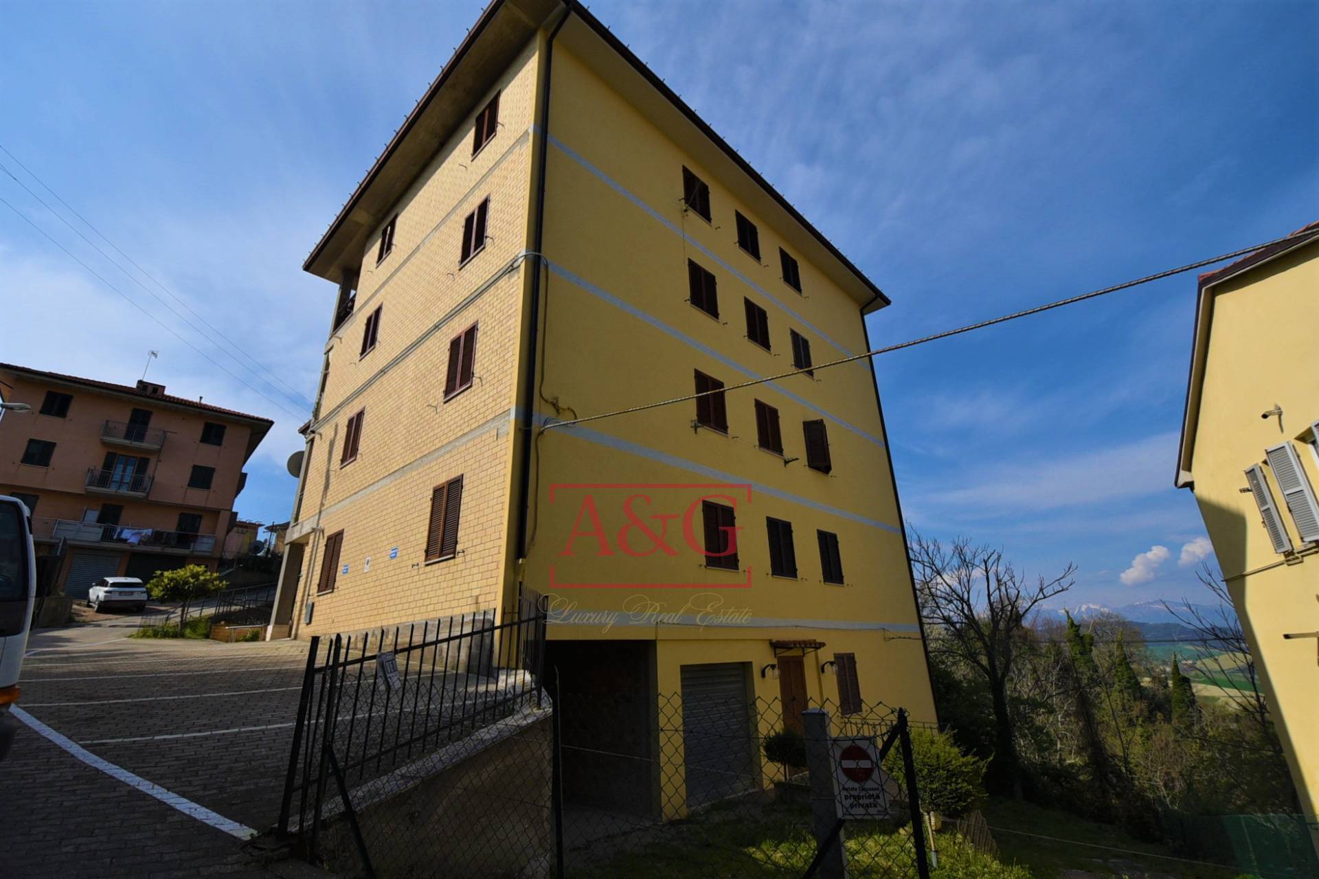 Appartamento in vendita a Montedinove, Centro