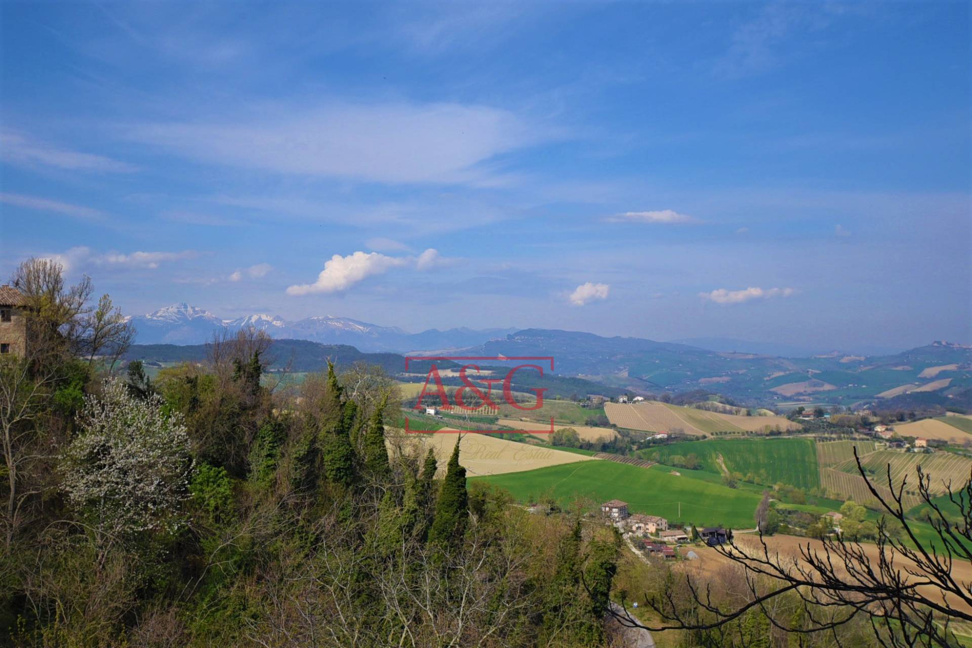 Appartamento in vendita a Montedinove, Centro