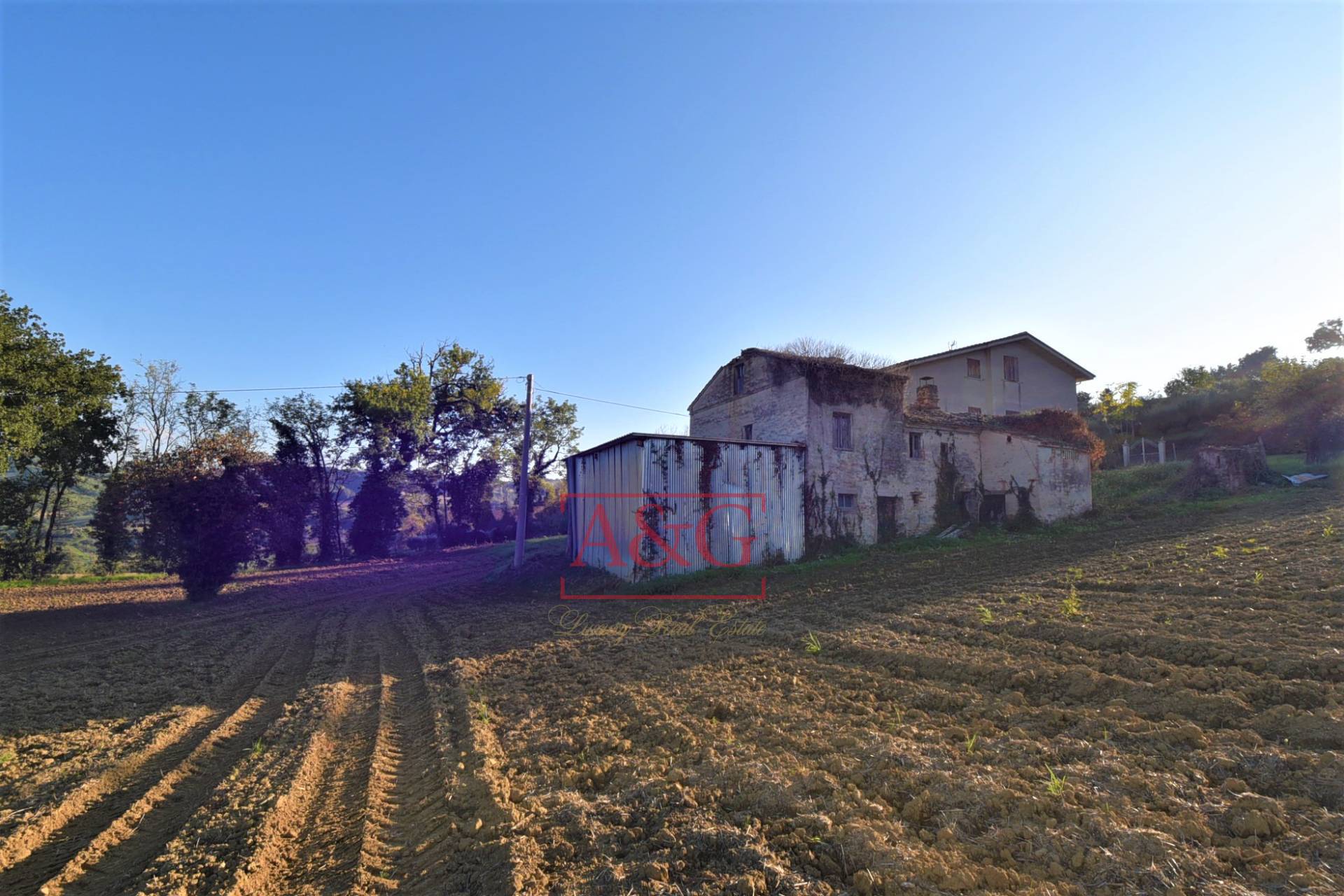 Casa singola in vendita a Monteleone di Fermo, Campagna