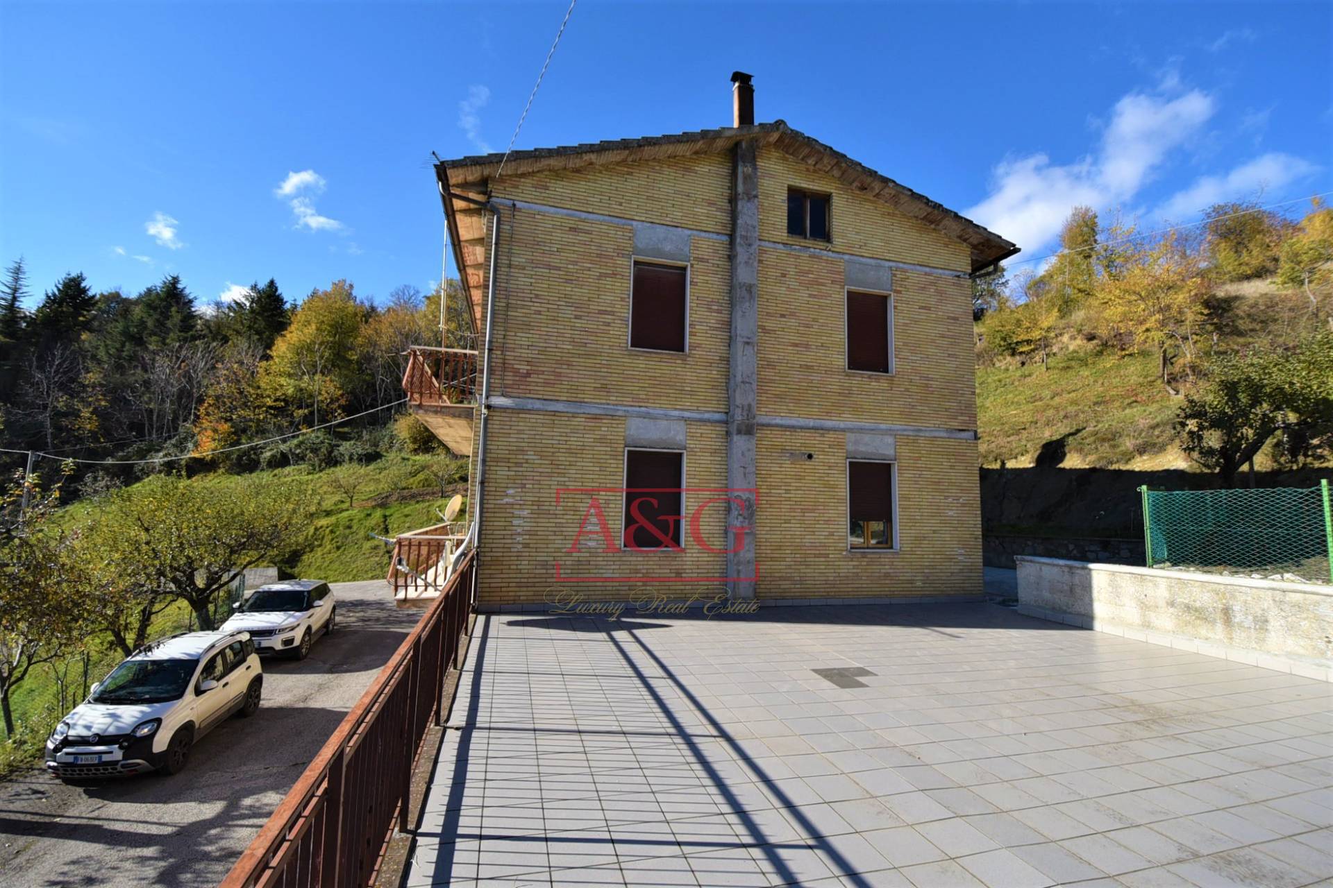 Appartamento in vendita a Montemonaco, Montagna