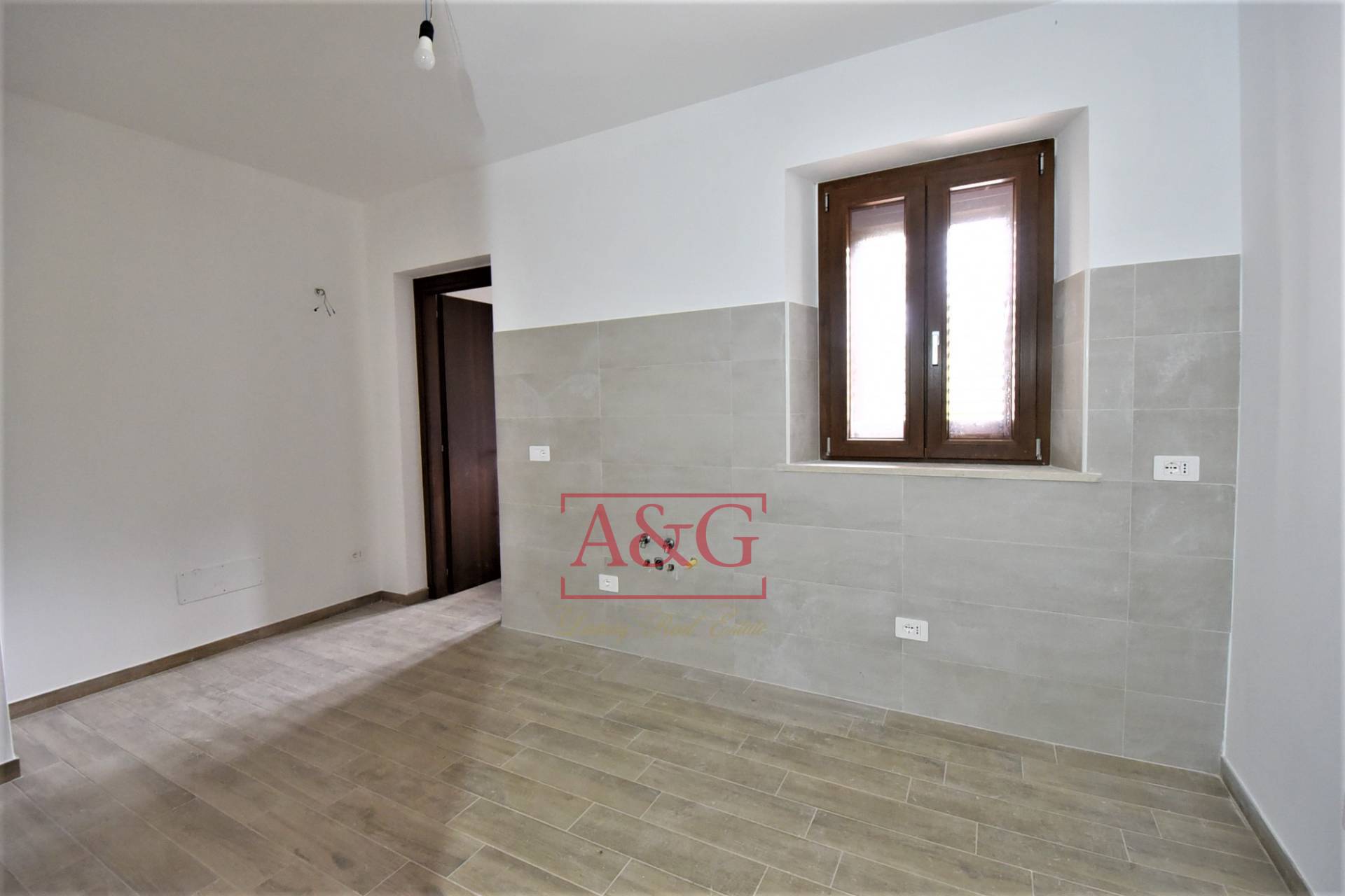 Casa cielo-terra in vendita a Amandola, Campagna