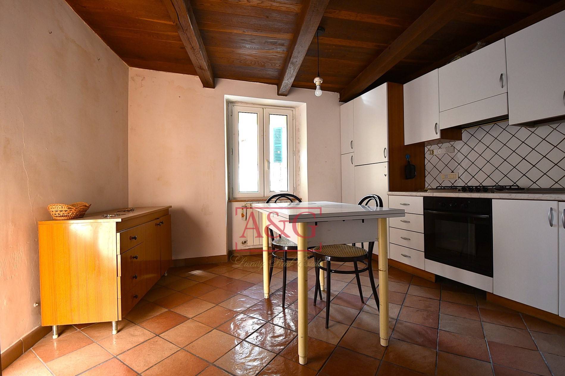 Appartamento in vendita a Macerata, Centro storico
