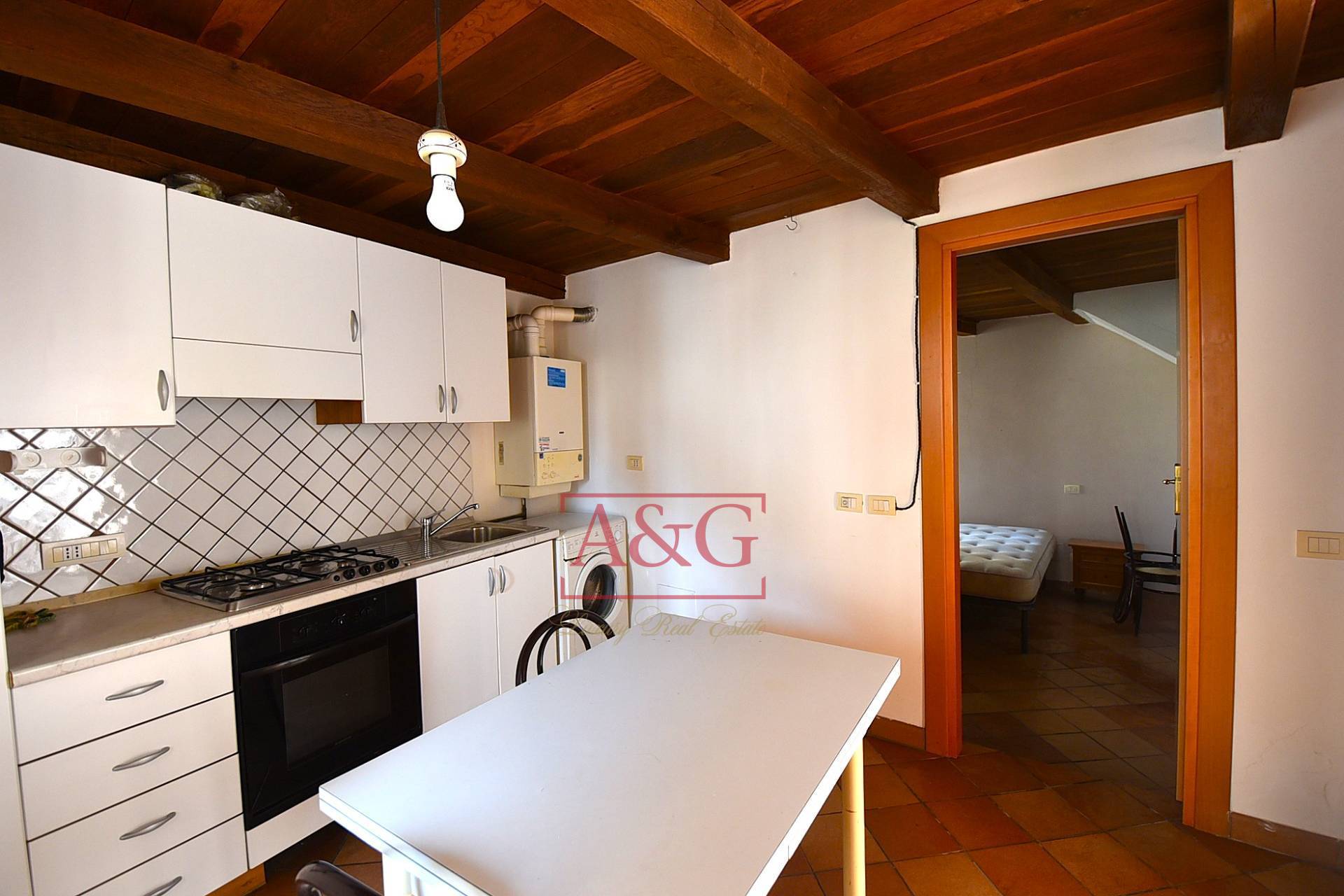 Appartamento in vendita a Macerata, Centro storico