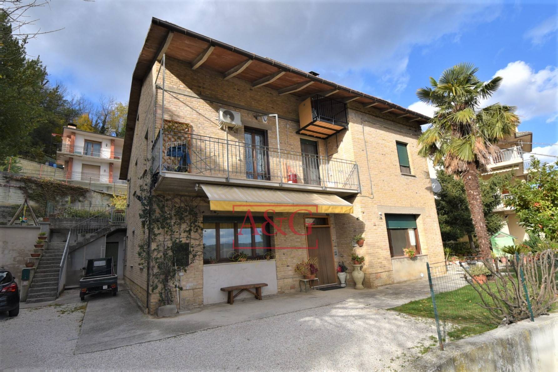 Appartamento in vendita a Amandola, Periferia
