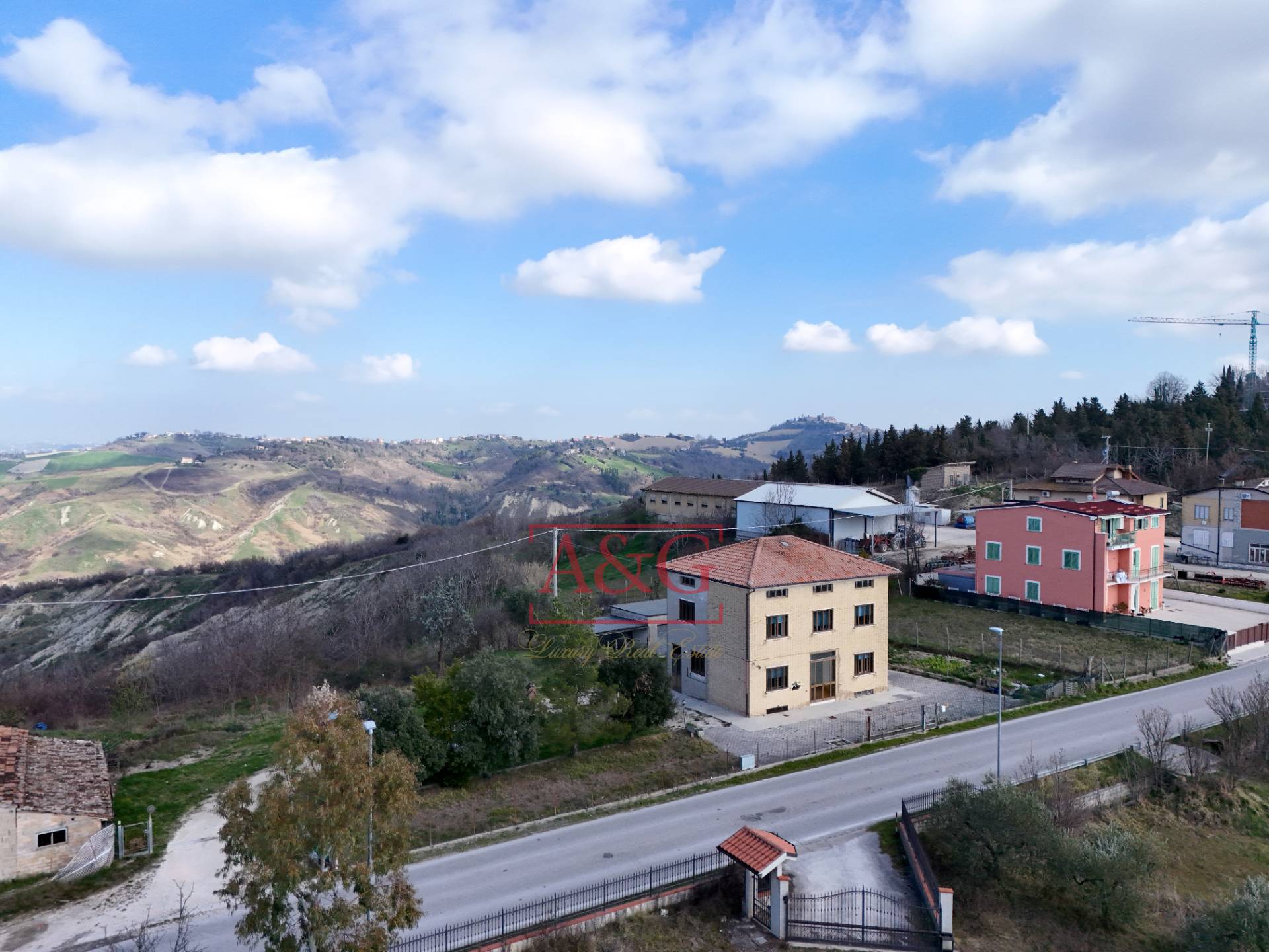 Casa singola in vendita a Falerone, Campagna
