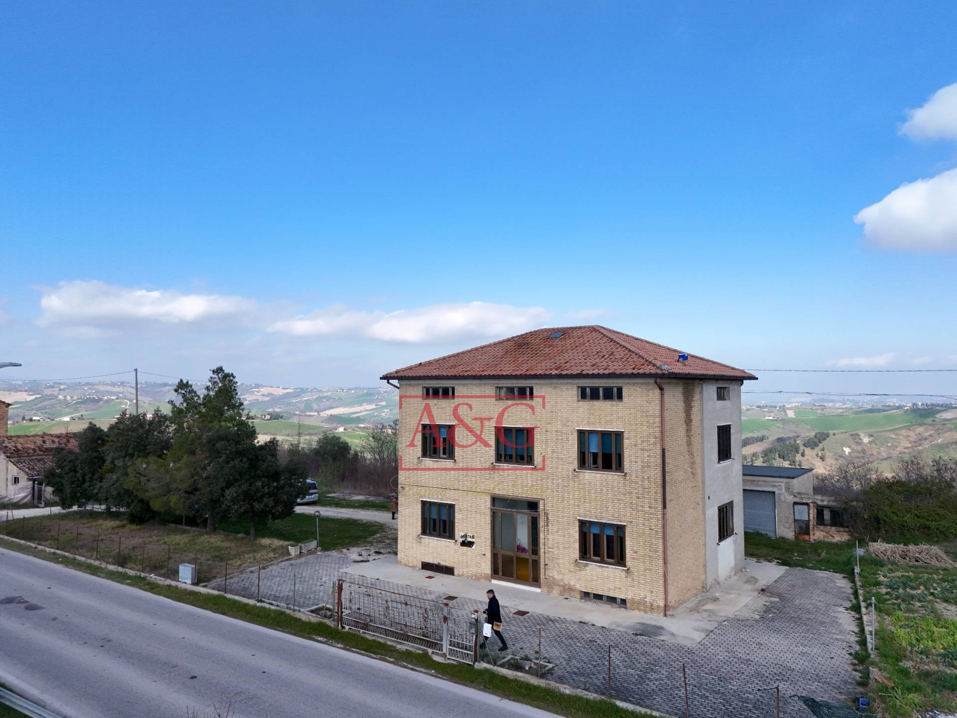 Casa singola in vendita a Falerone, Campagna