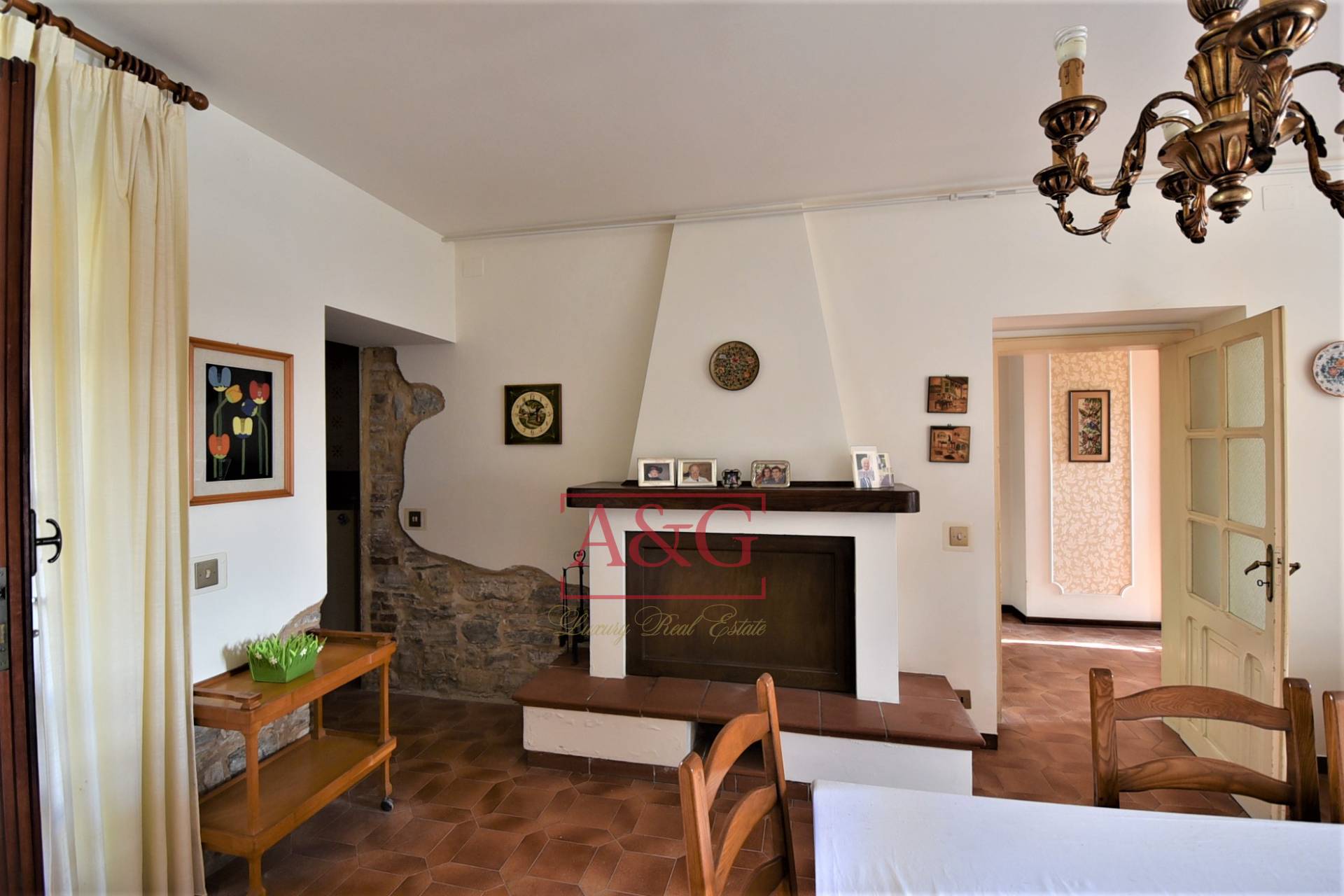 Casa singola in vendita a Belforte del Chienti