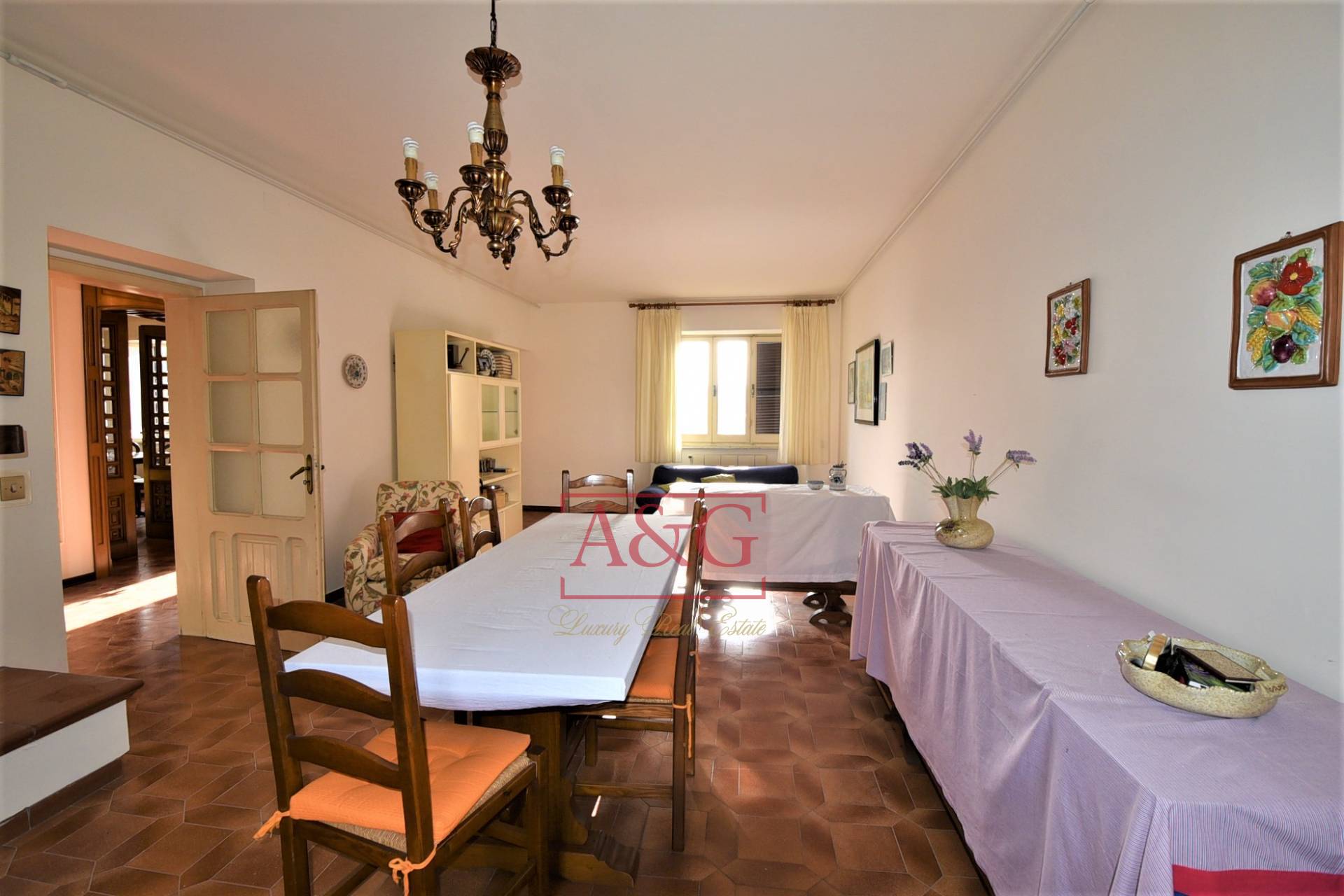 Casa singola in vendita a Belforte del Chienti