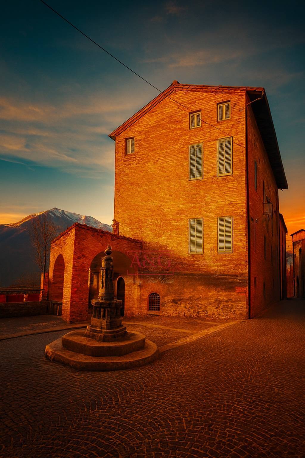 Villa in vendita a Montefortino, Centro