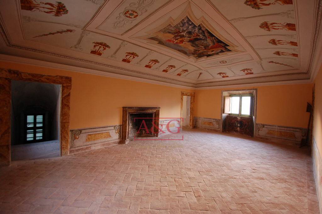 Villa in vendita a Montefortino, Centro