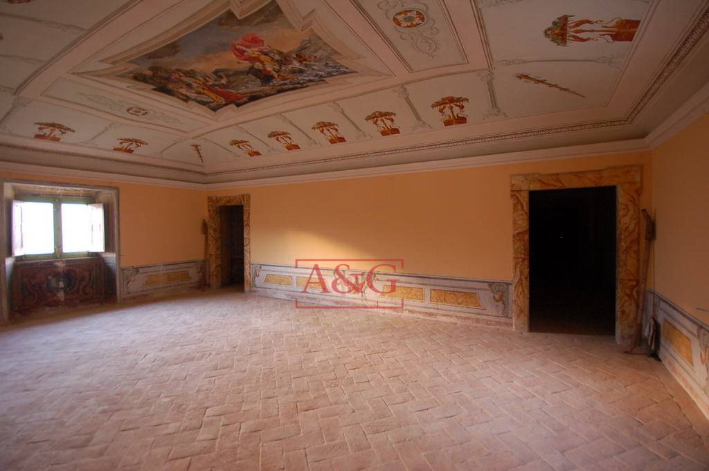 Villa in vendita a Montefortino, Centro