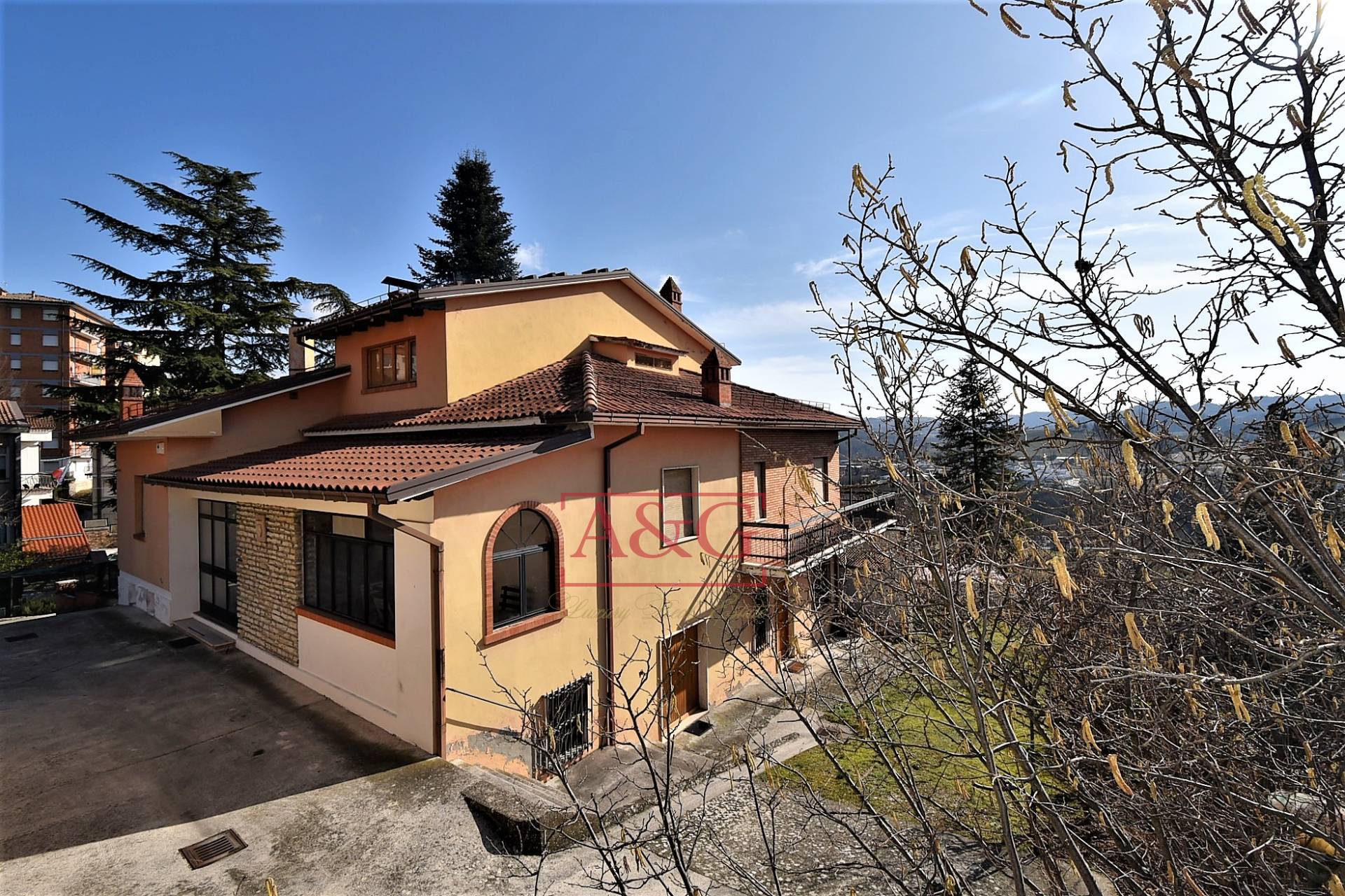 Villa in vendita a Amandola, Centro