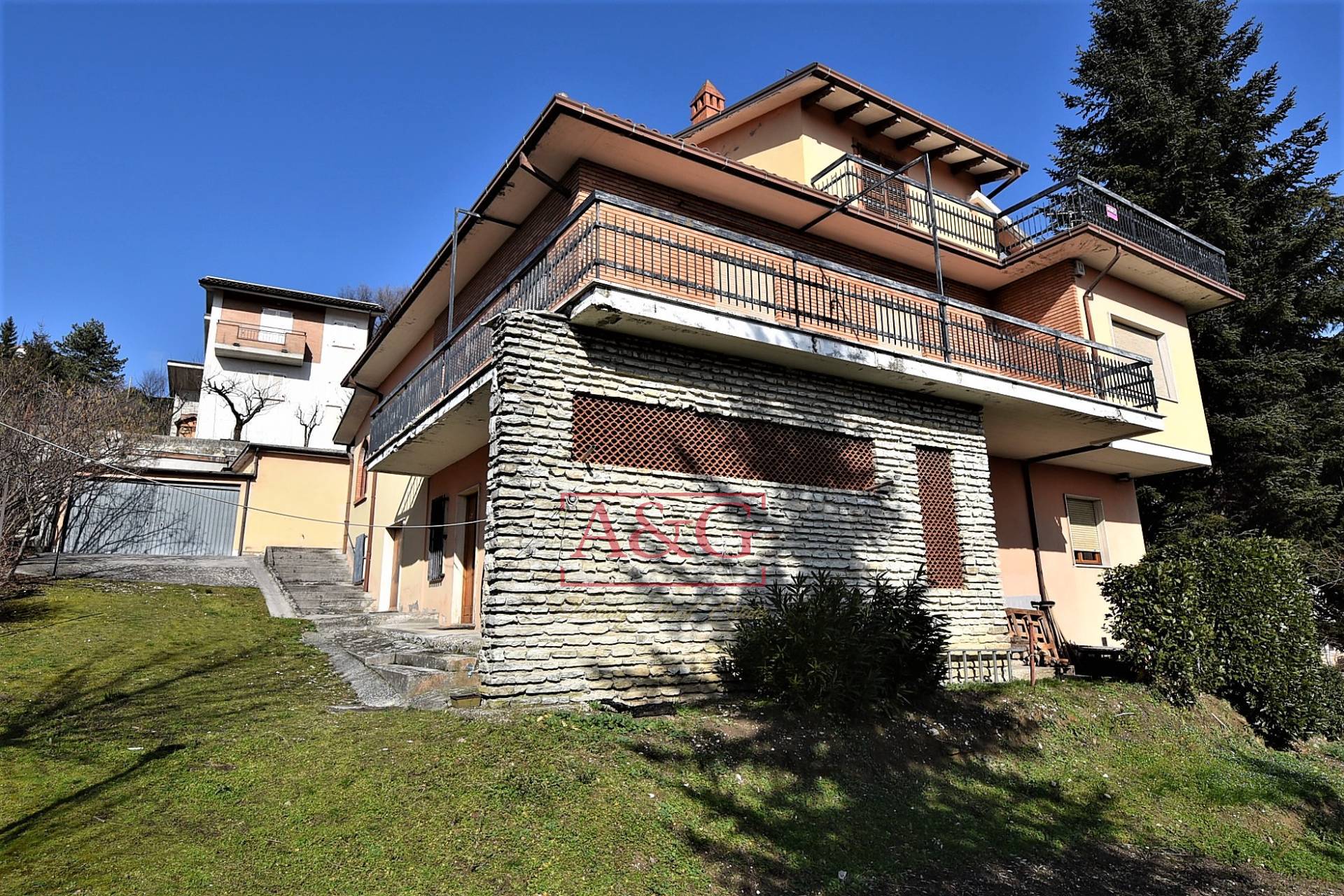 Villa in vendita a Amandola, Centro