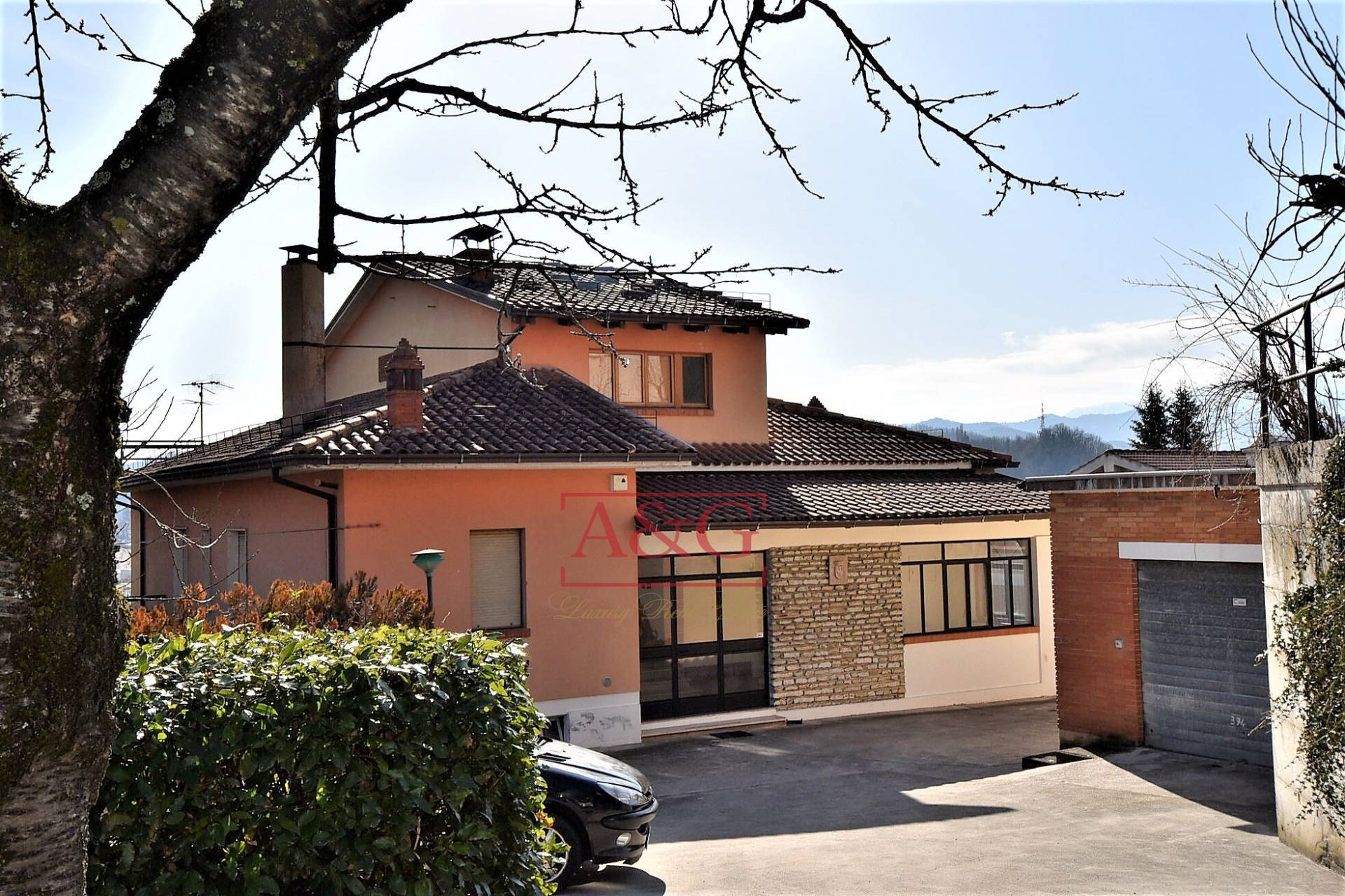 Villa in vendita a Amandola, Centro