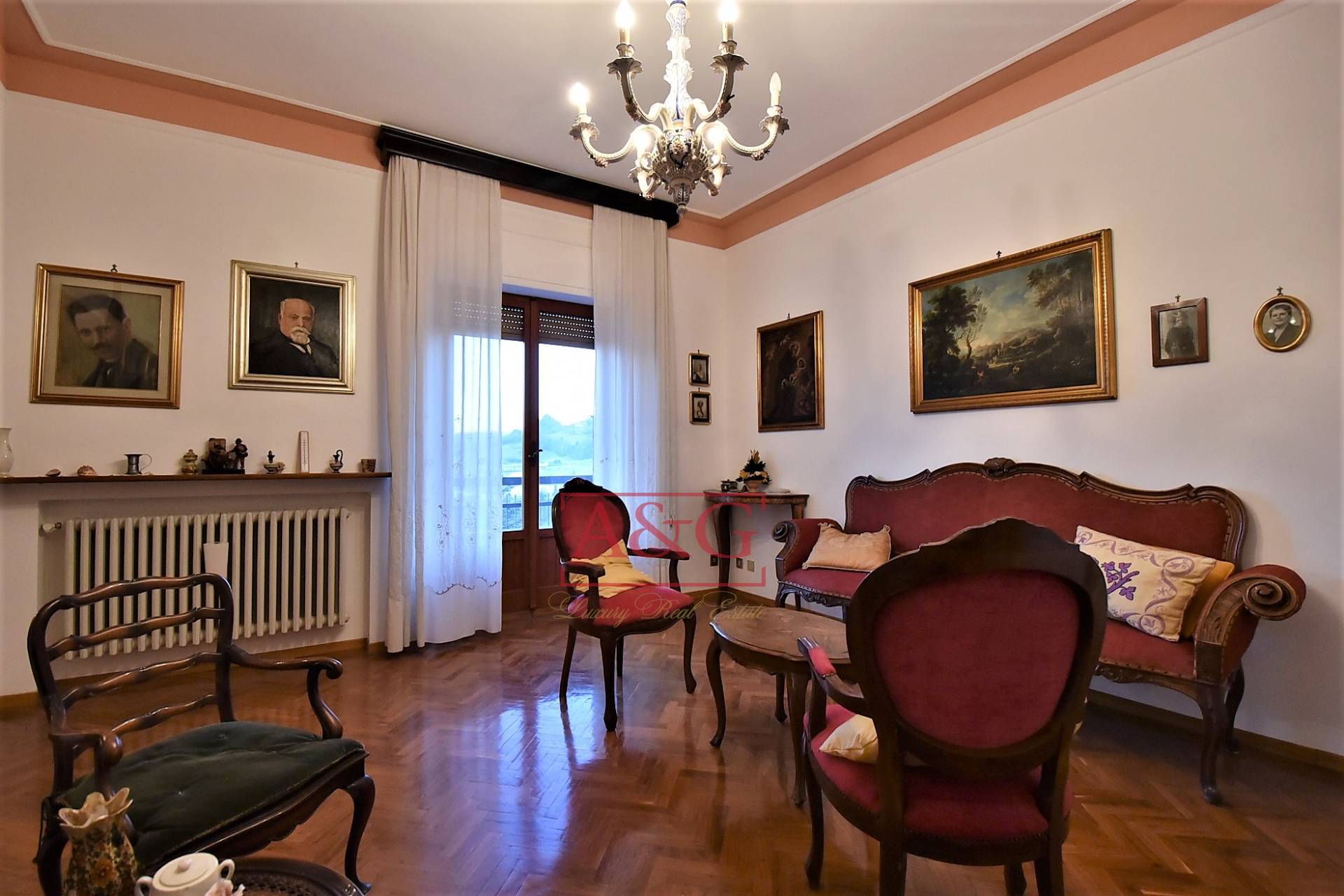 Villa in vendita a Amandola, Centro