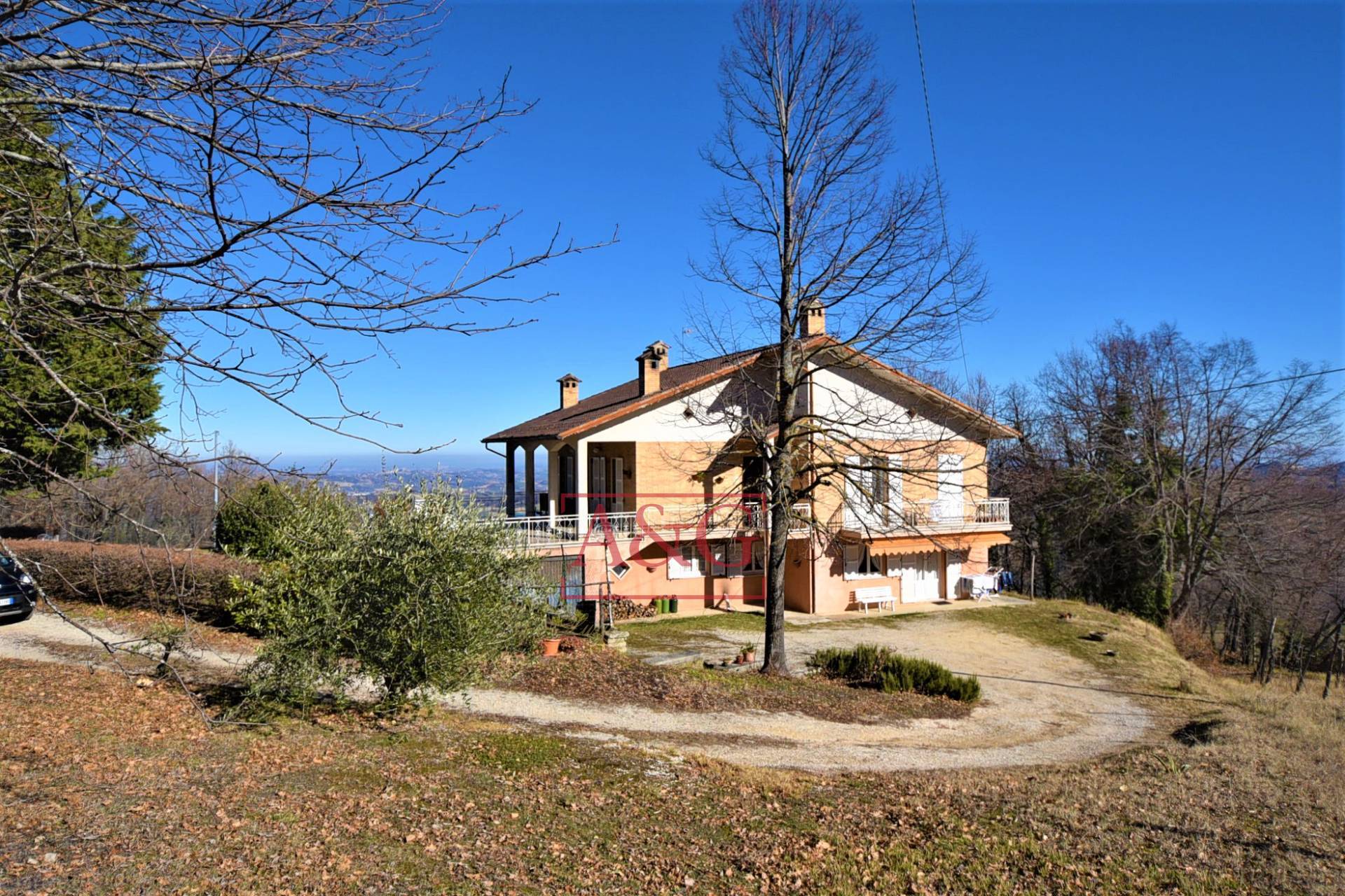 Villa in vendita a Smerillo, Campagna