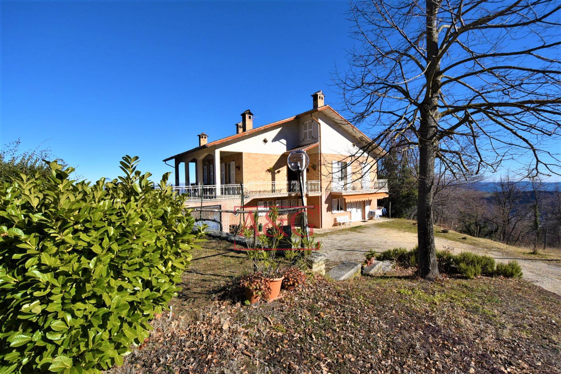 Villa in vendita a Smerillo, Campagna