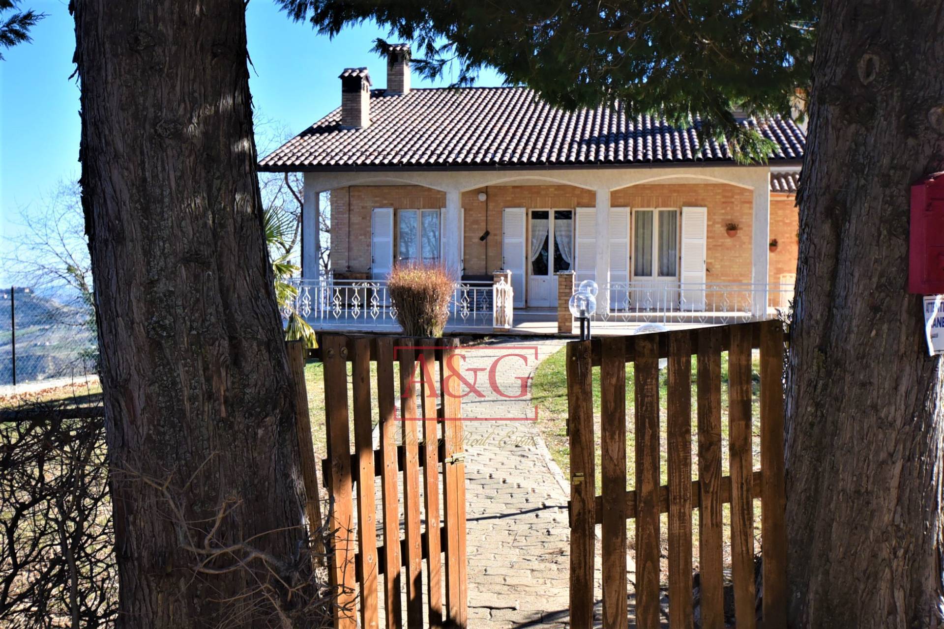 Villa in vendita a Smerillo, Campagna